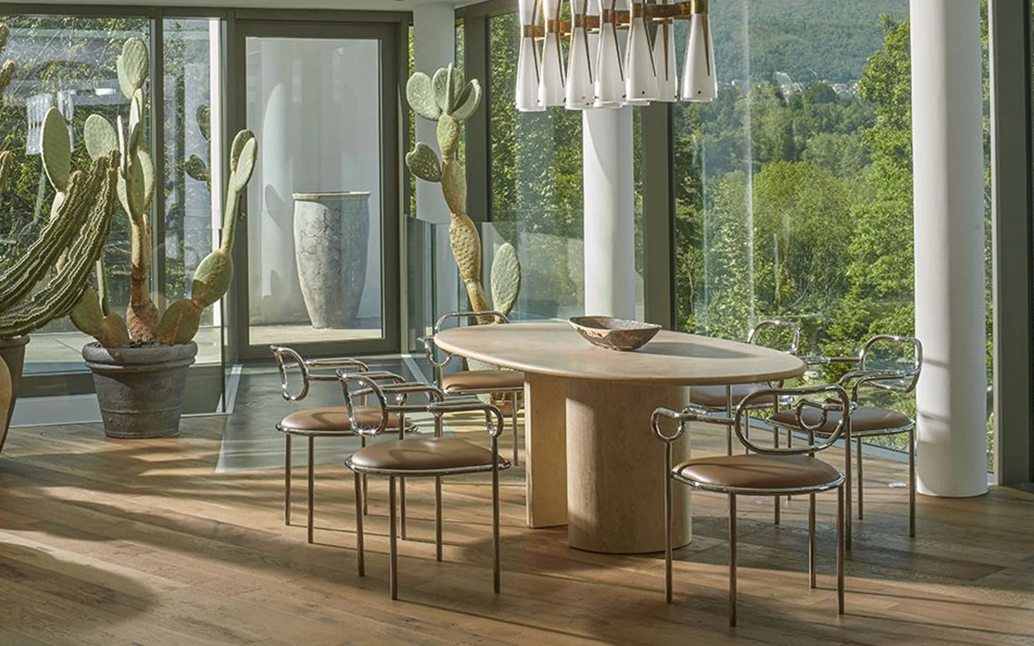 01 Chair - Image 4