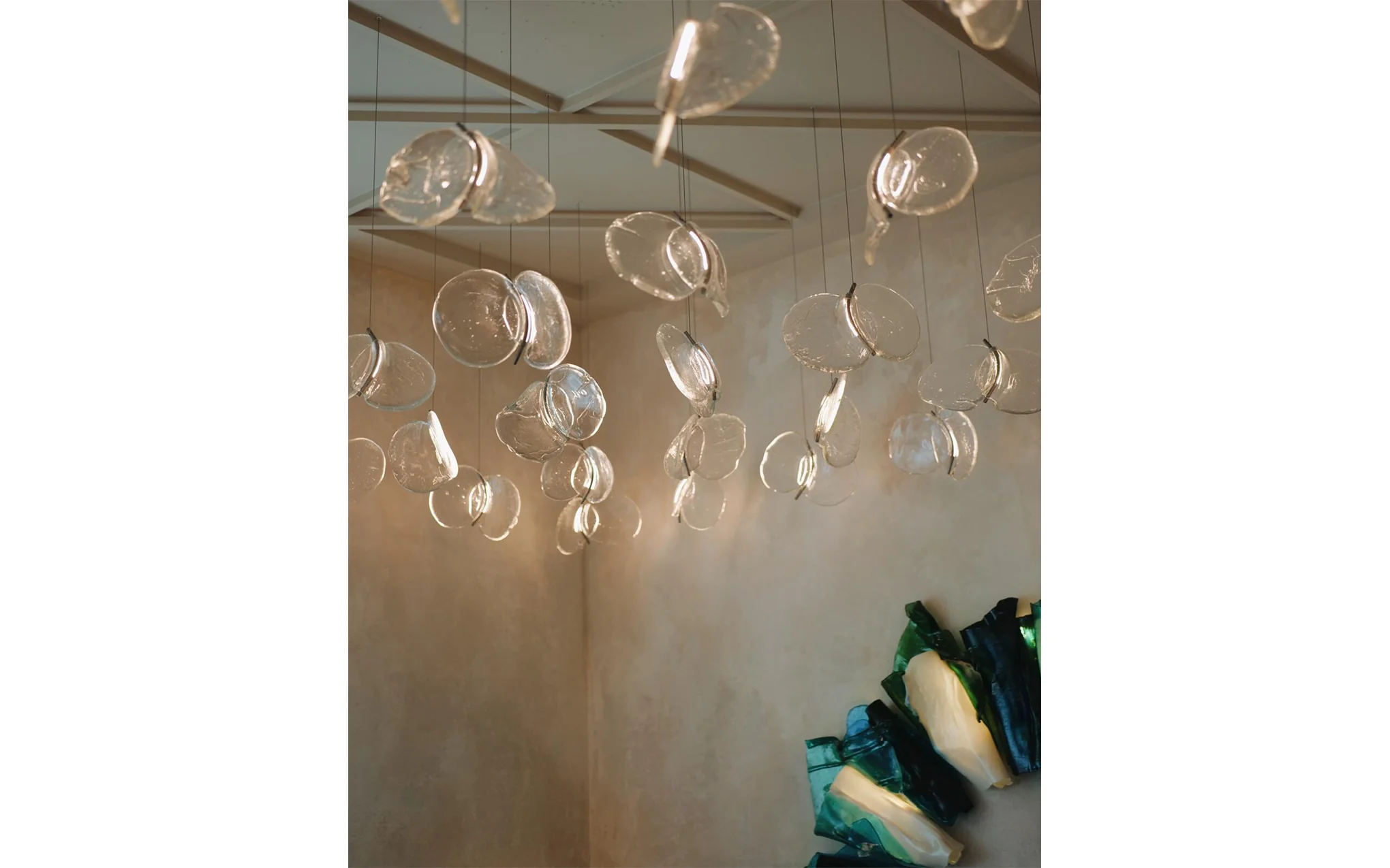 141 Random chandelier - Image 38