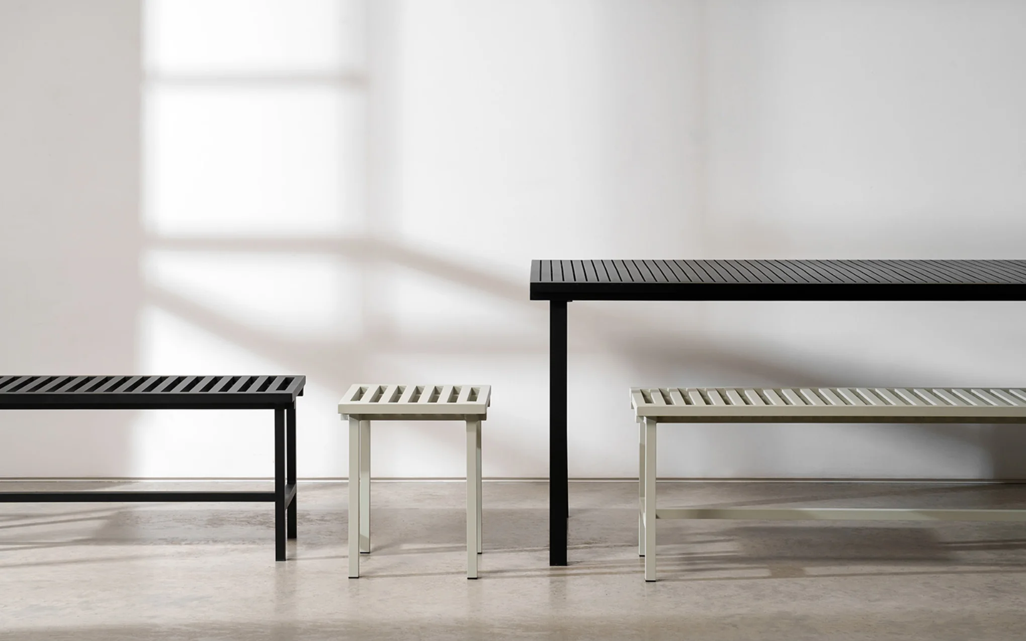 19 Outdoors stool - Image 8