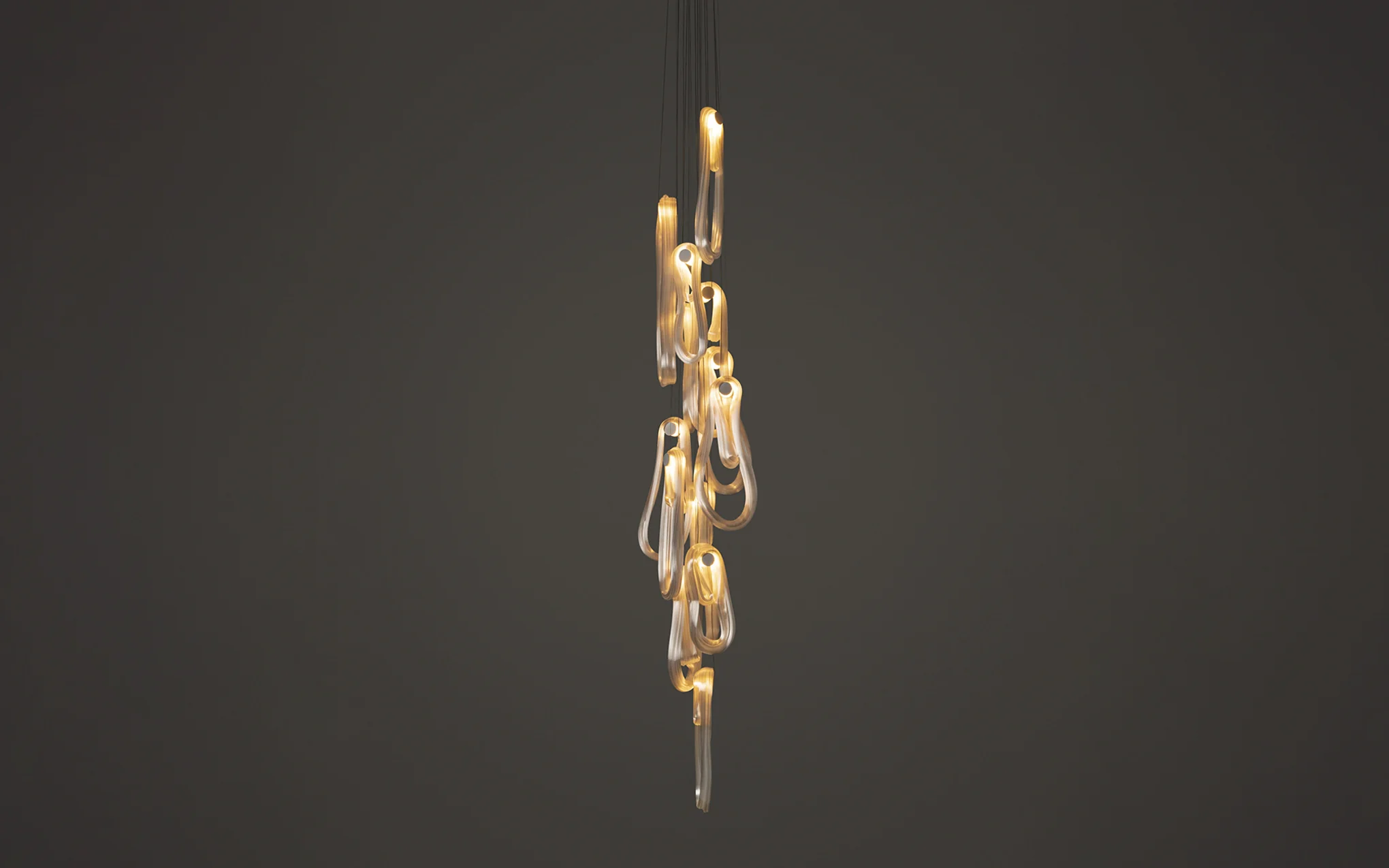87 Cluster Column chandelier - Image 9