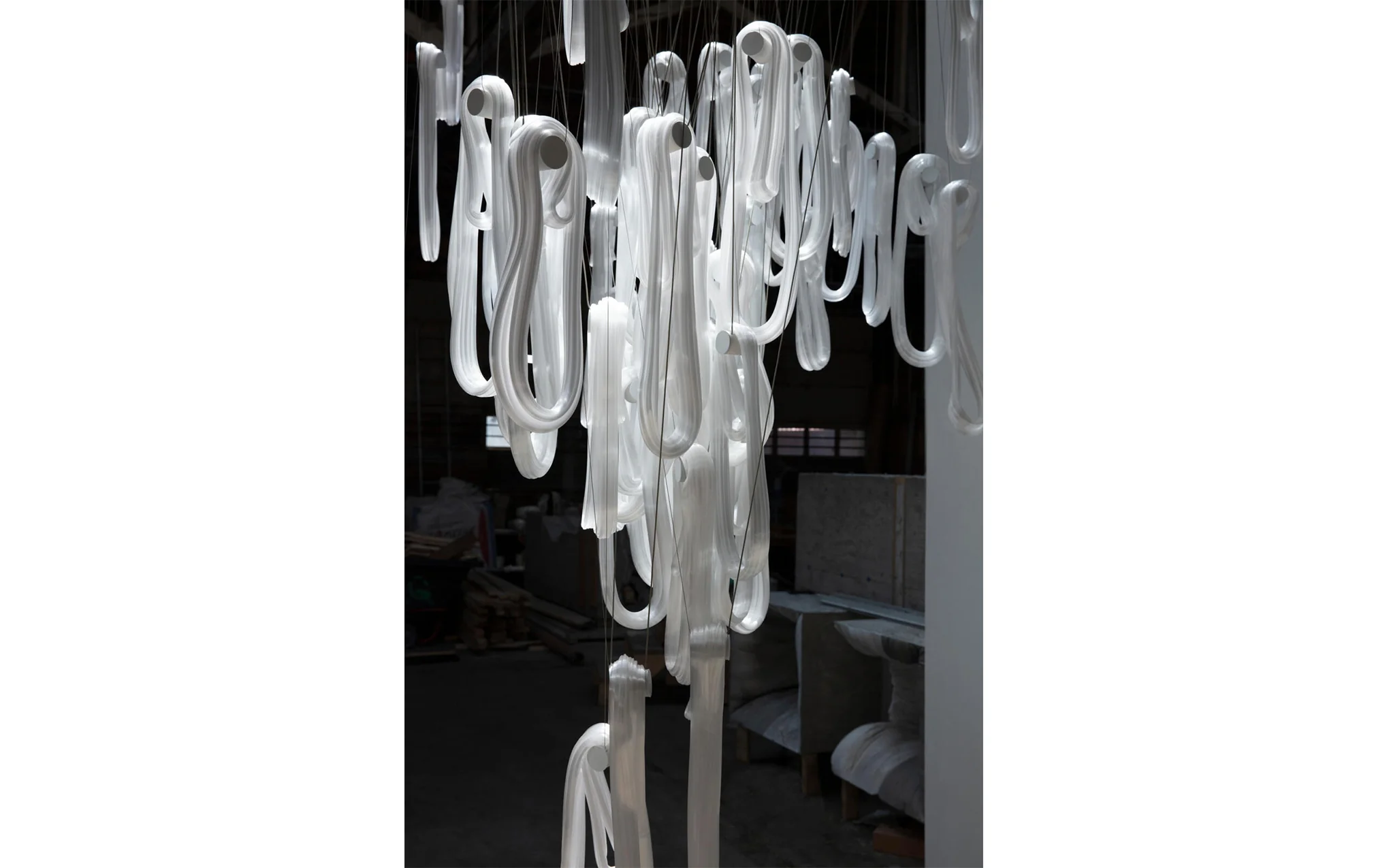 87 Random chandelier - Image 37