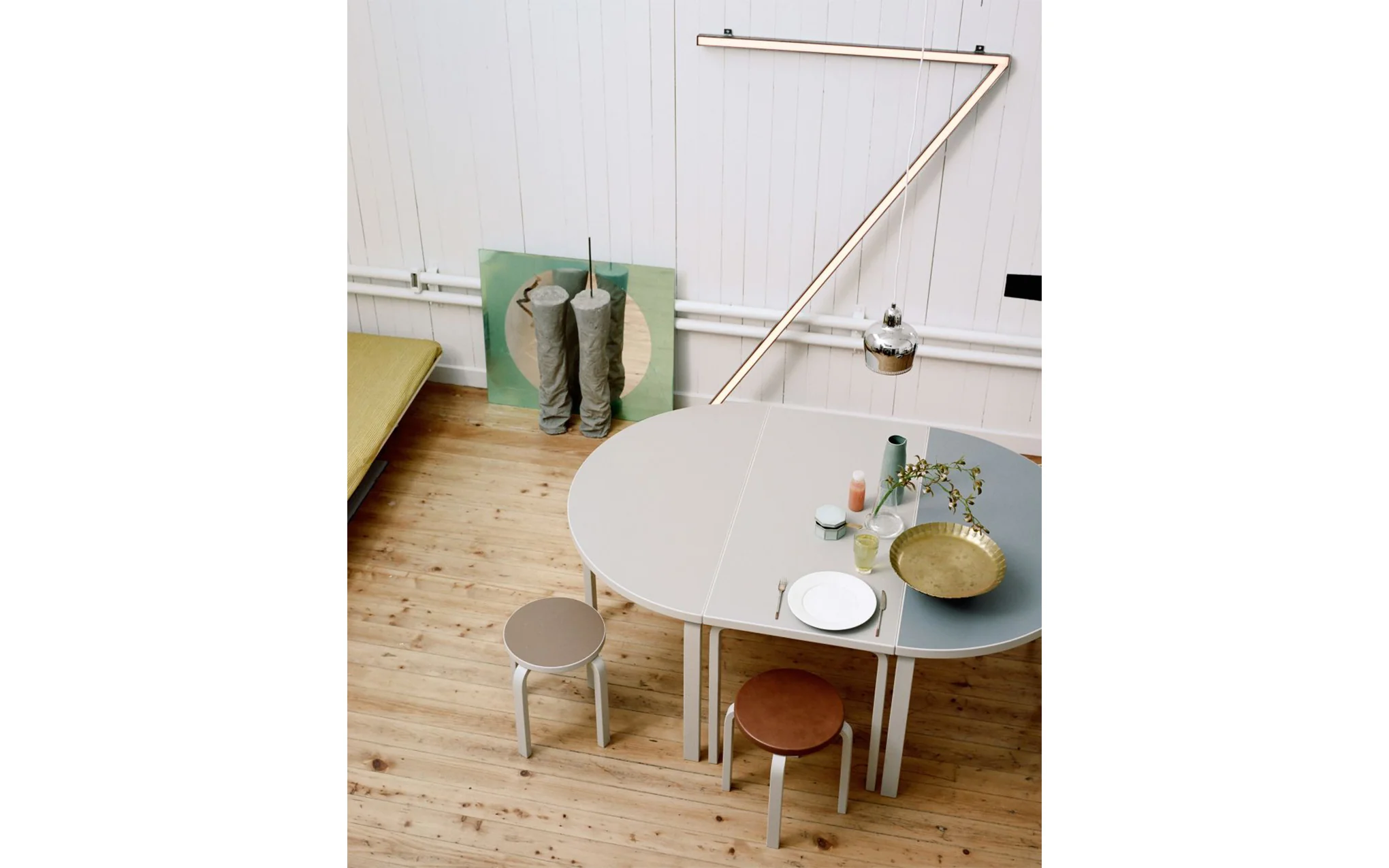 Aalto table - half round - Image 4