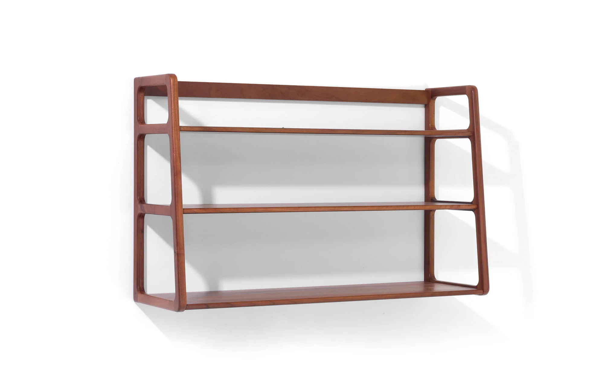 Agnes wall mounted shelves - Image 3