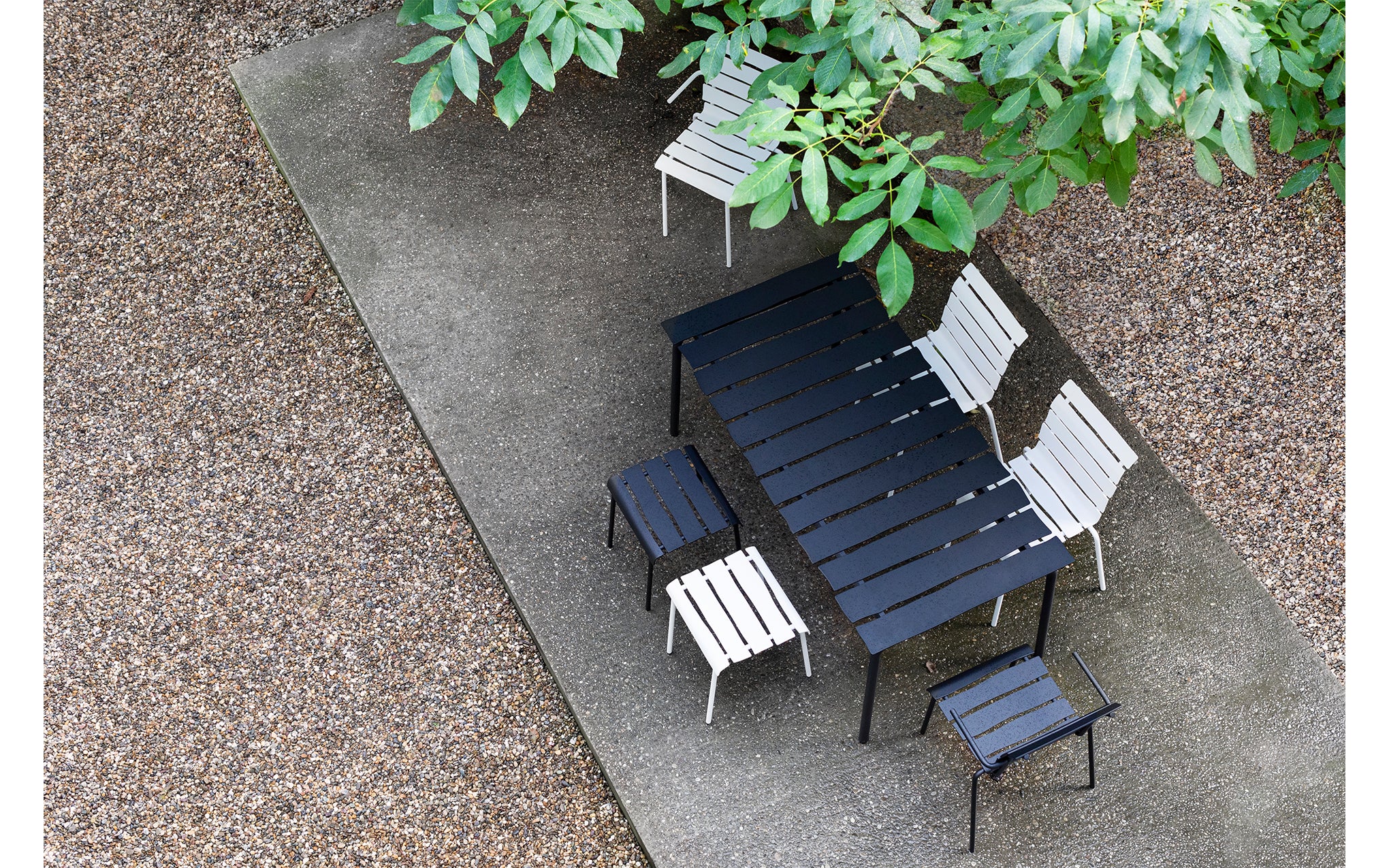 Aligned stool - Image 7