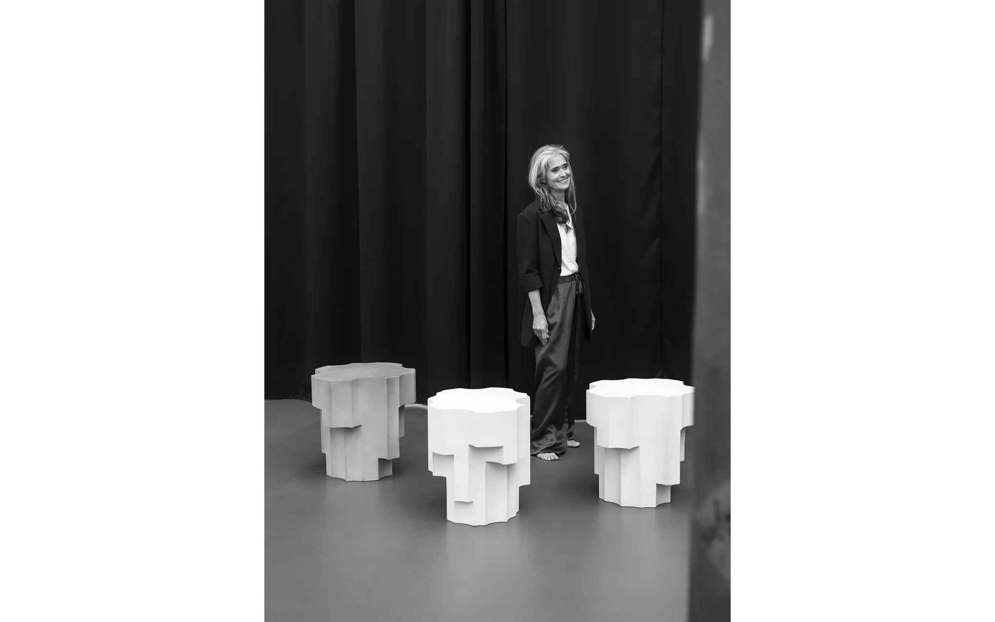 Altar side table - Image 11