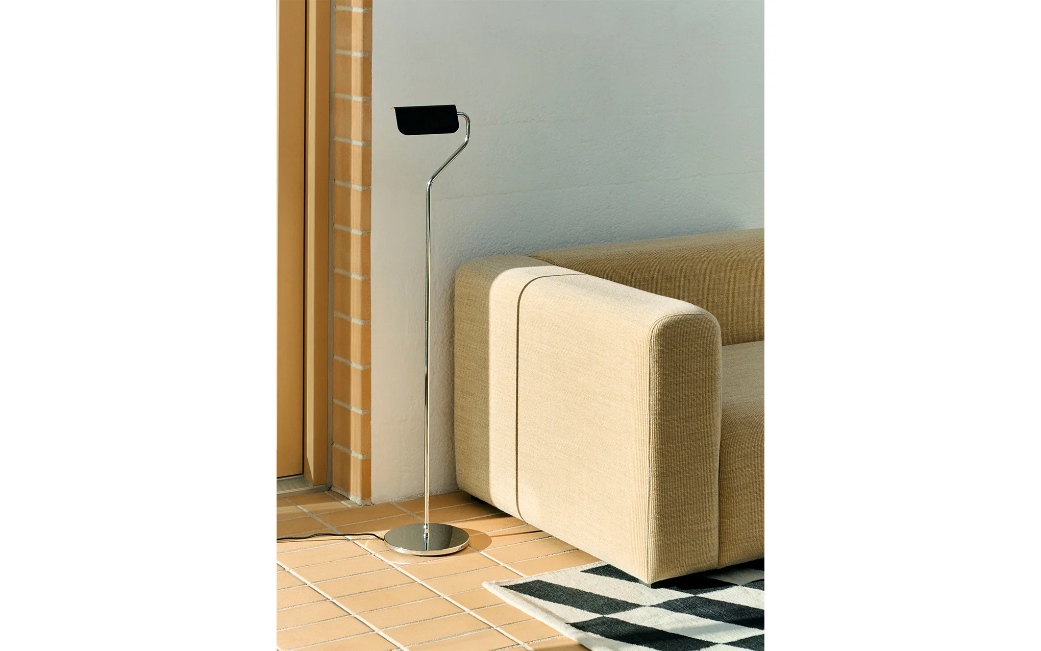 Apex floor lamp - Image 9