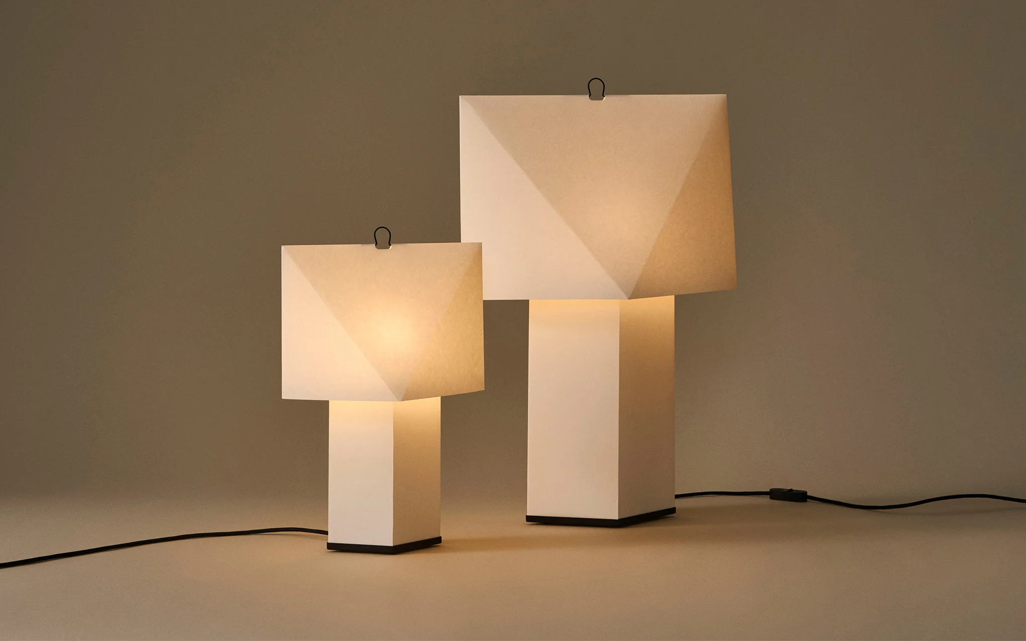 Aplat table lamp - Image 12