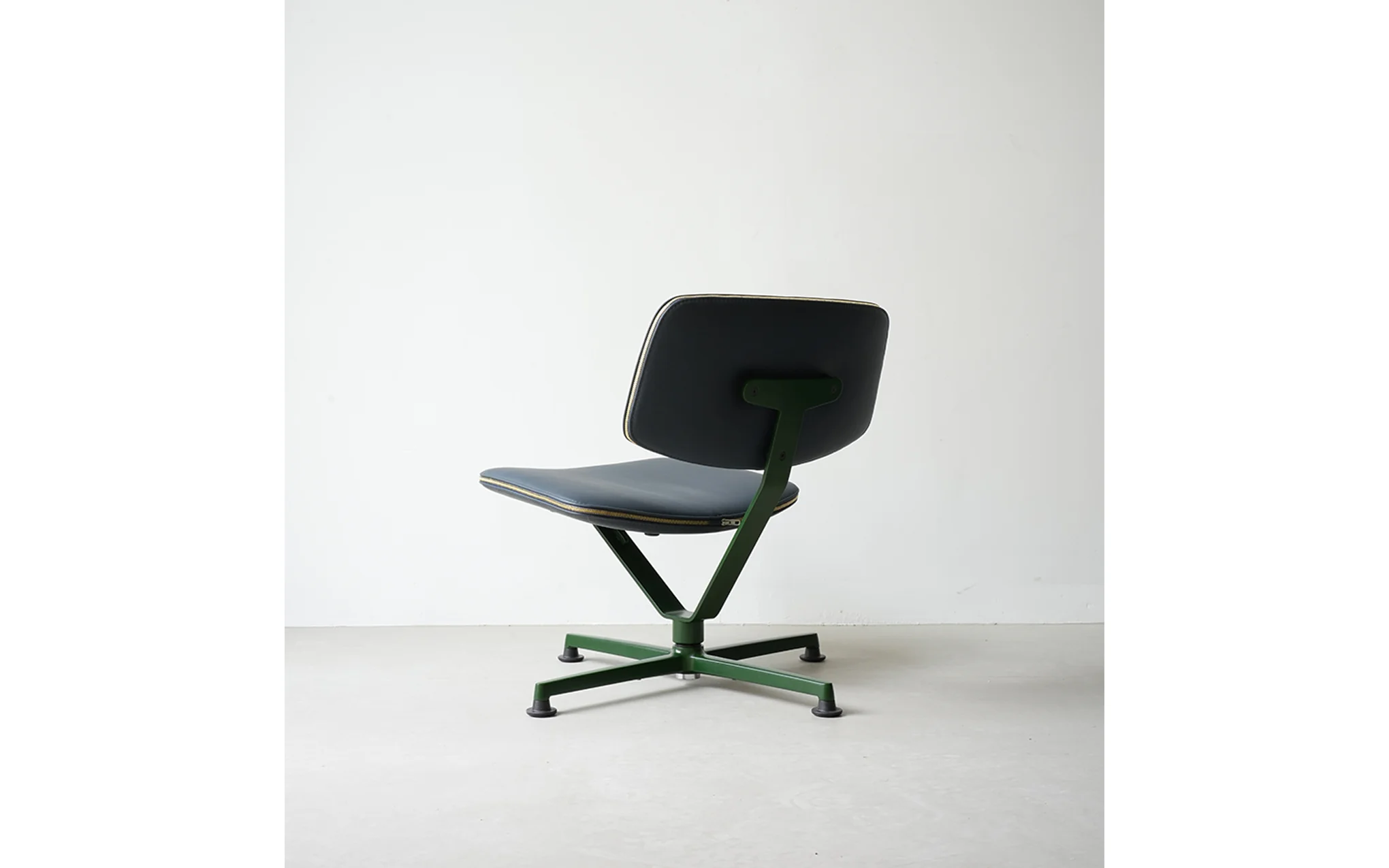Arba lounge chair - Image 10