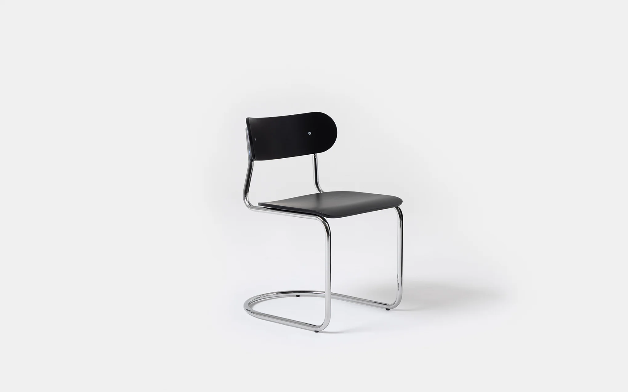 Archer cantilever chair - Image 4
