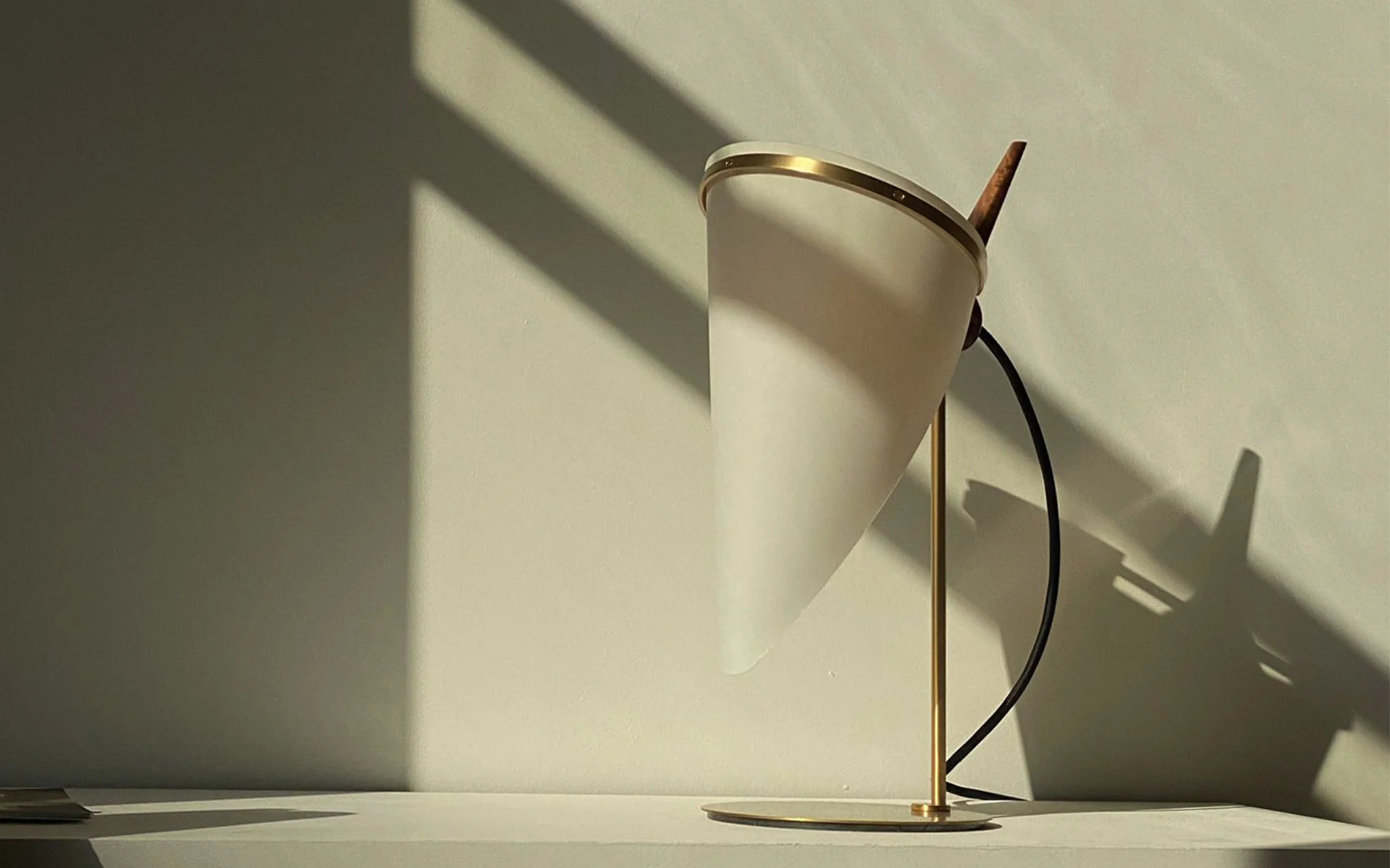 Armitage accent lamp - Image 3