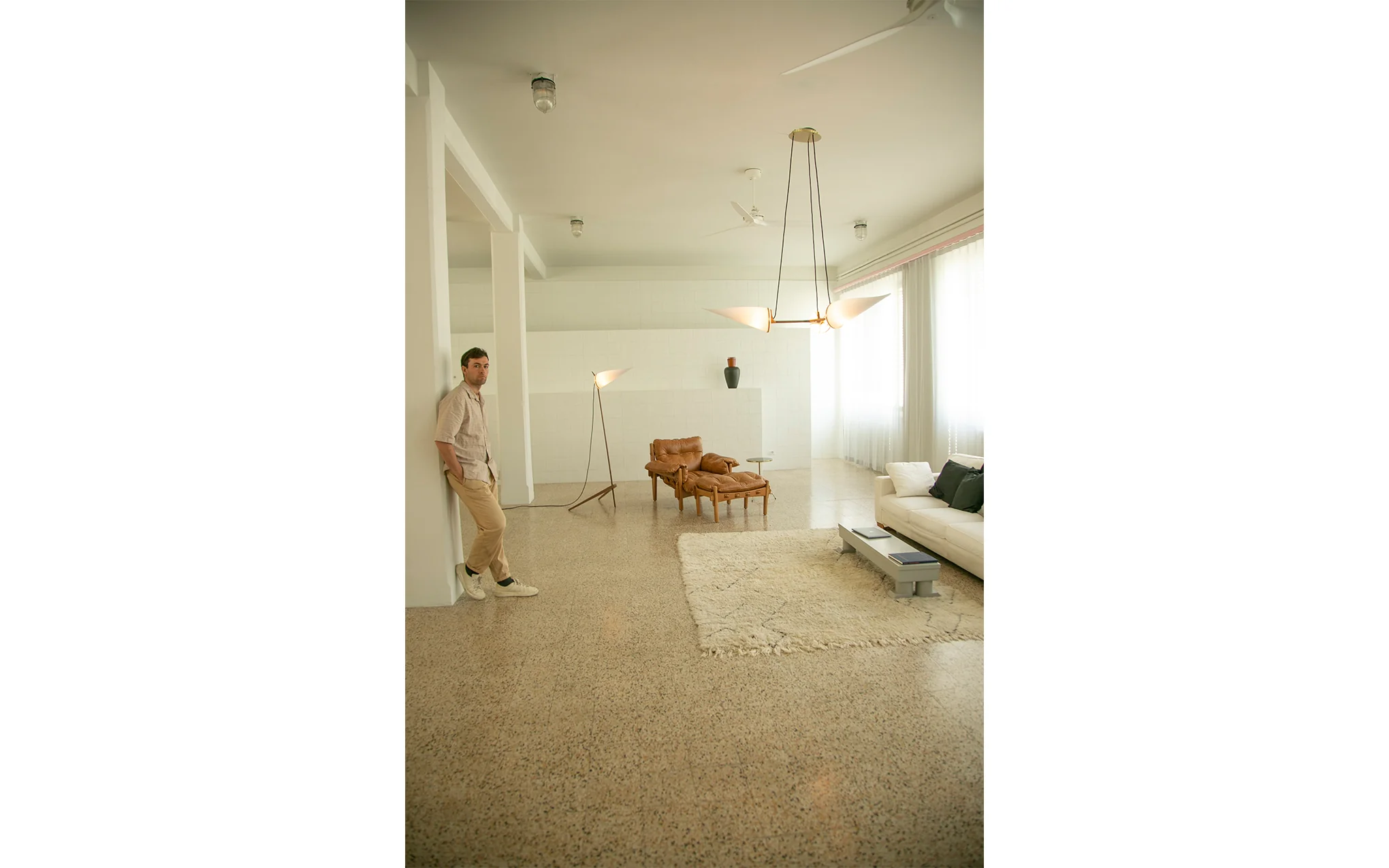 Armitage floor lamp - Image 4