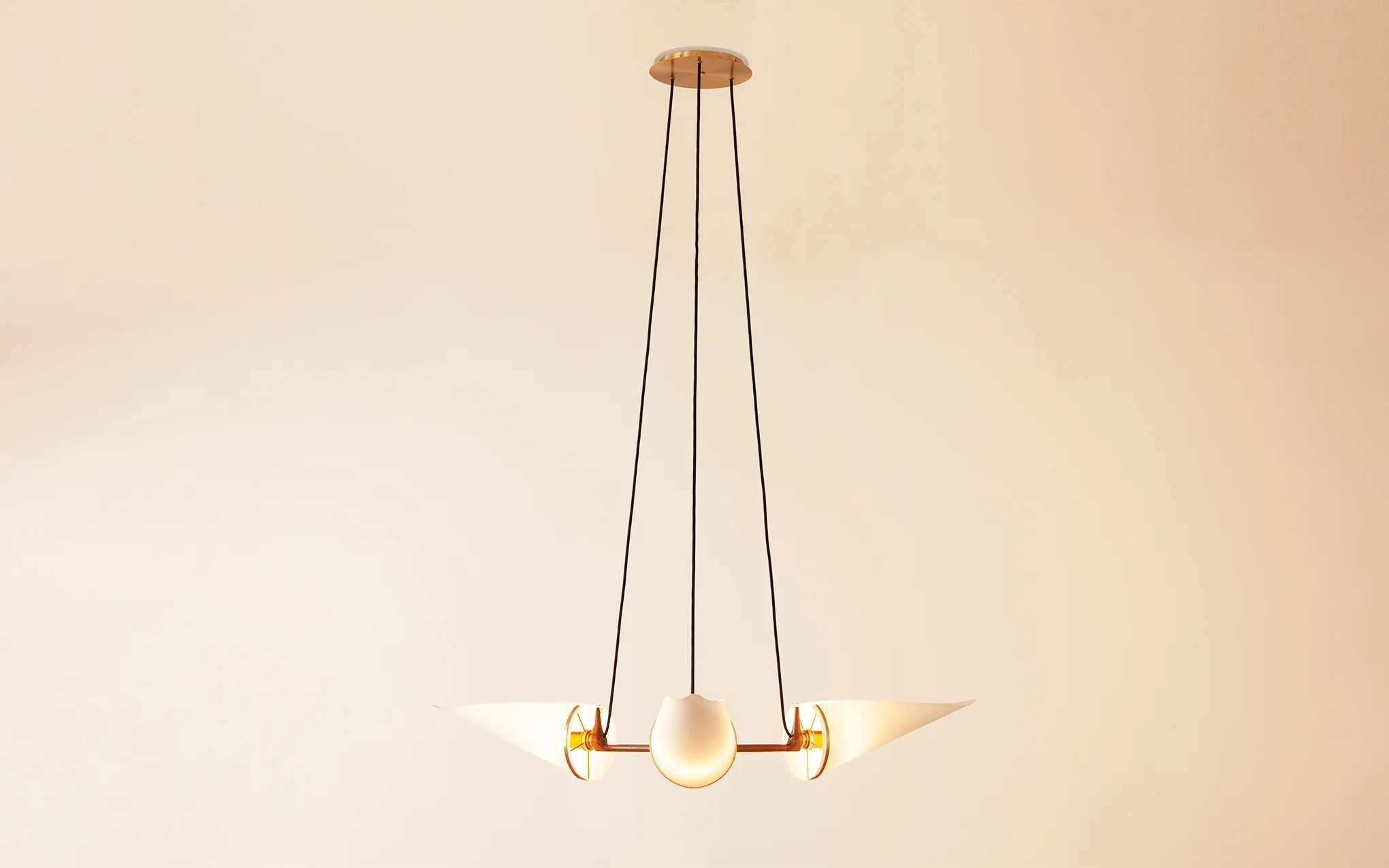 Armitage triple suspension lamp