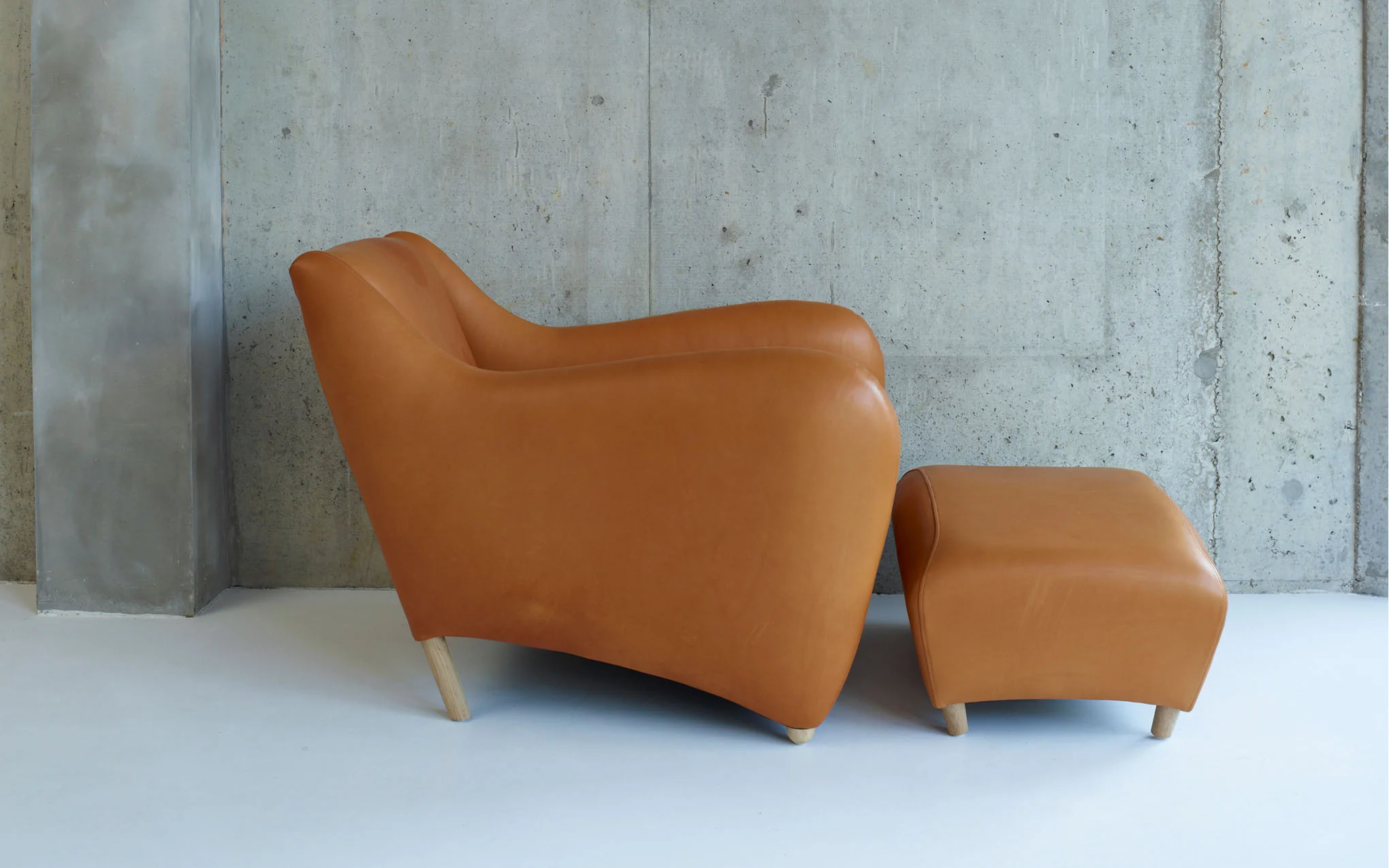 Balzac armchair & ottoman - Image 10