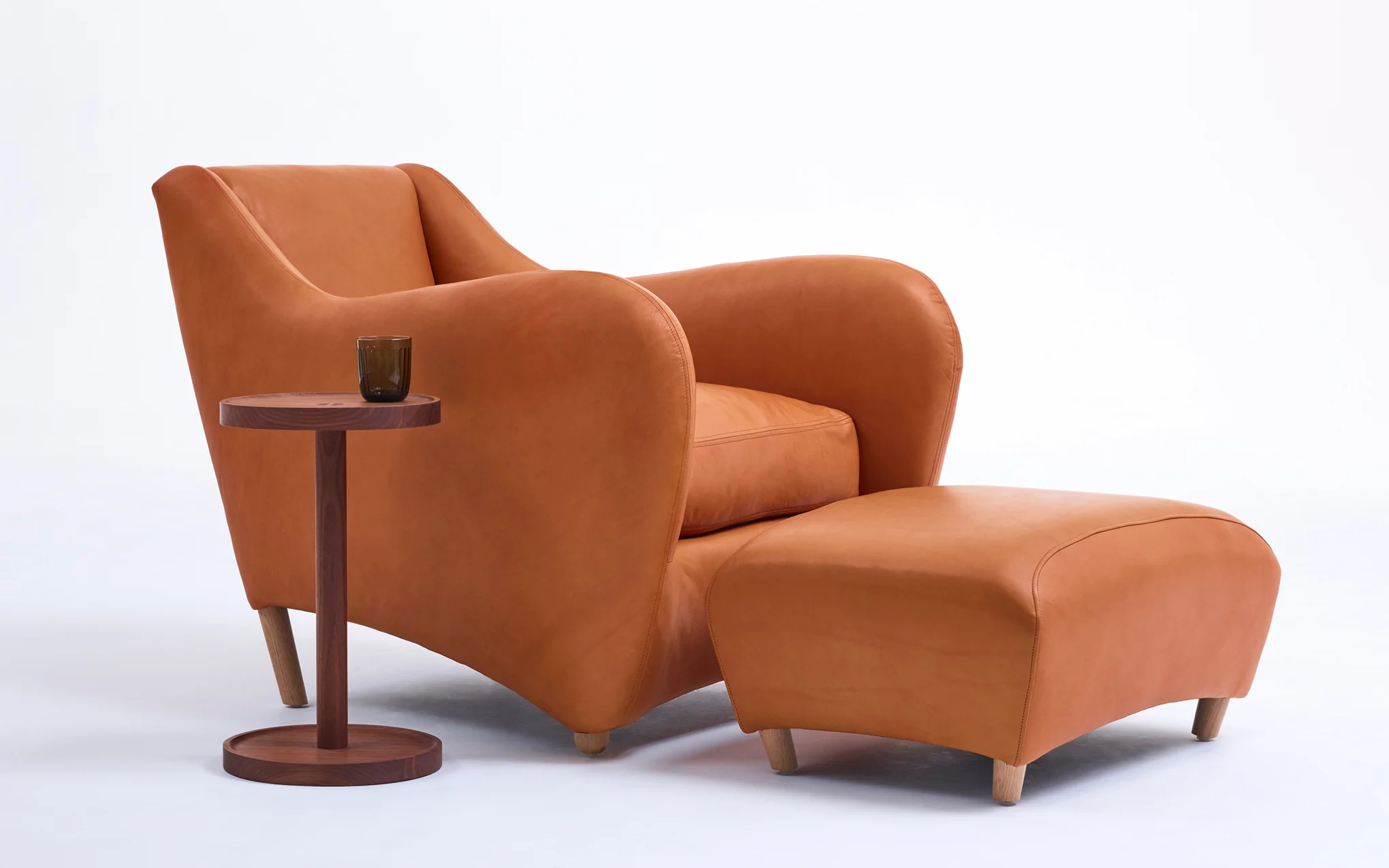 Balzac armchair & ottoman - Image 2