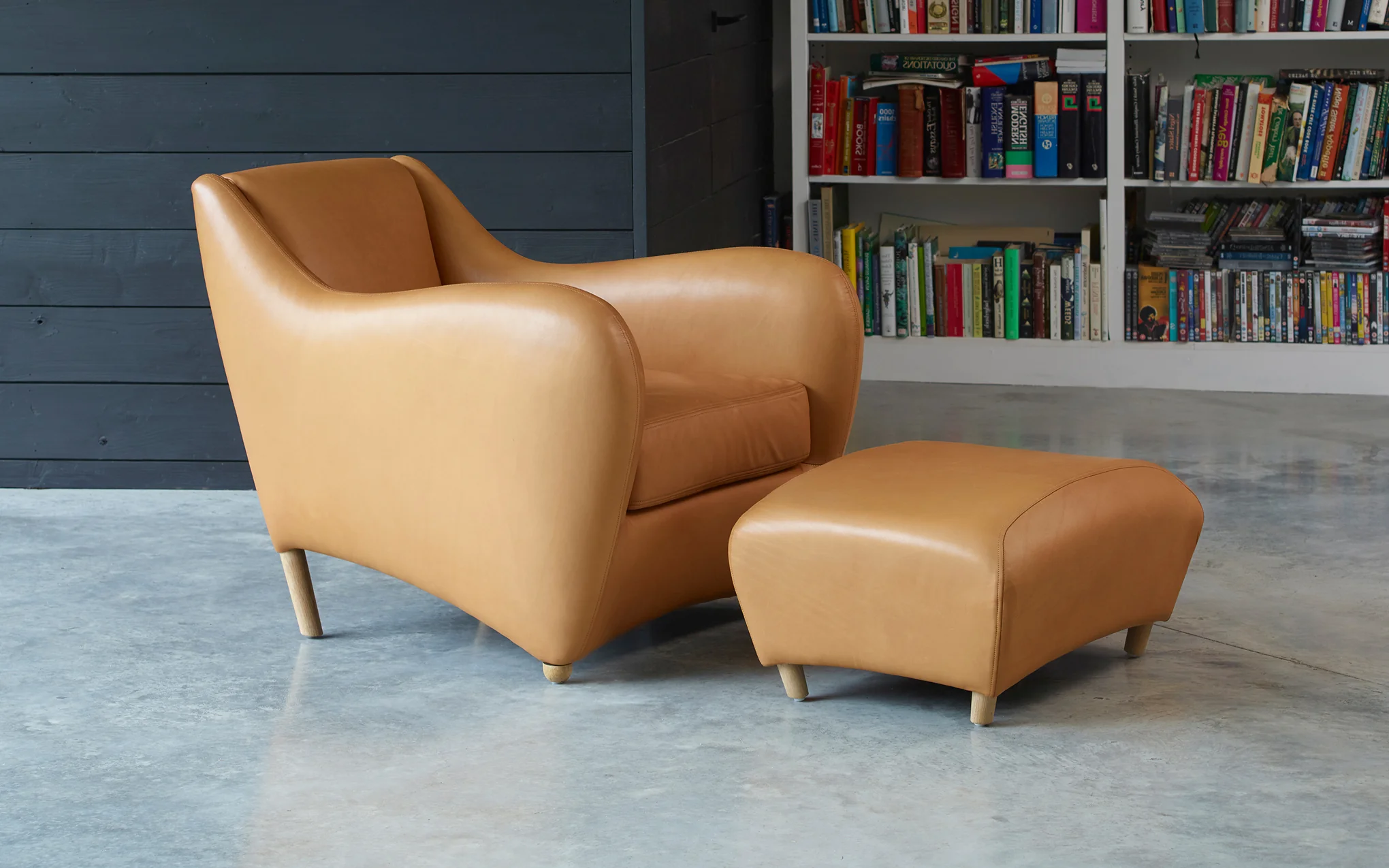 Balzac armchair & ottoman - Image 8