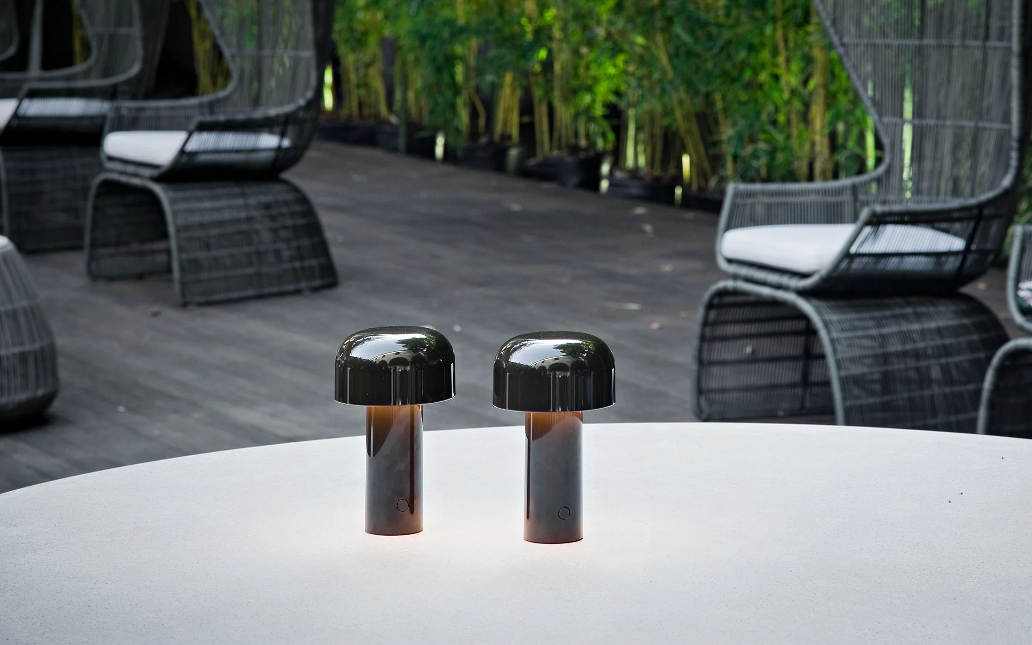 Bellhop table lamp - Image 9