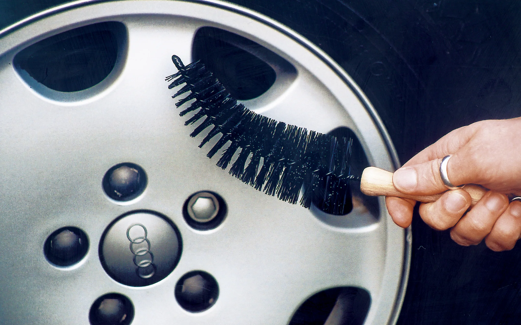 Bicycle & car wheel brush - Image 3
