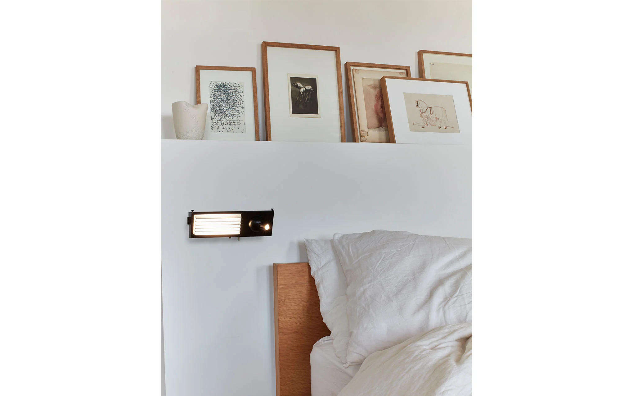 Biny bedside wall light - Image 7