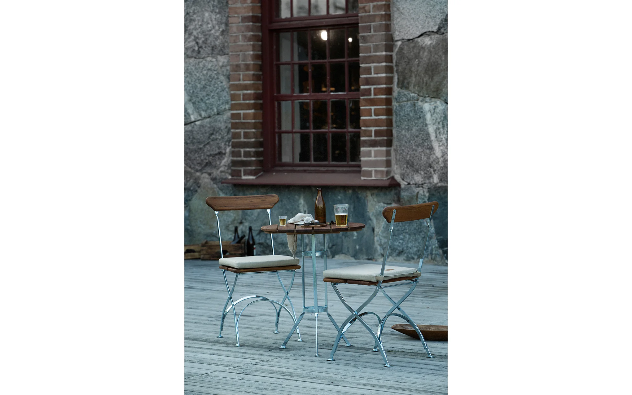 Brewery tripod table - Image 6