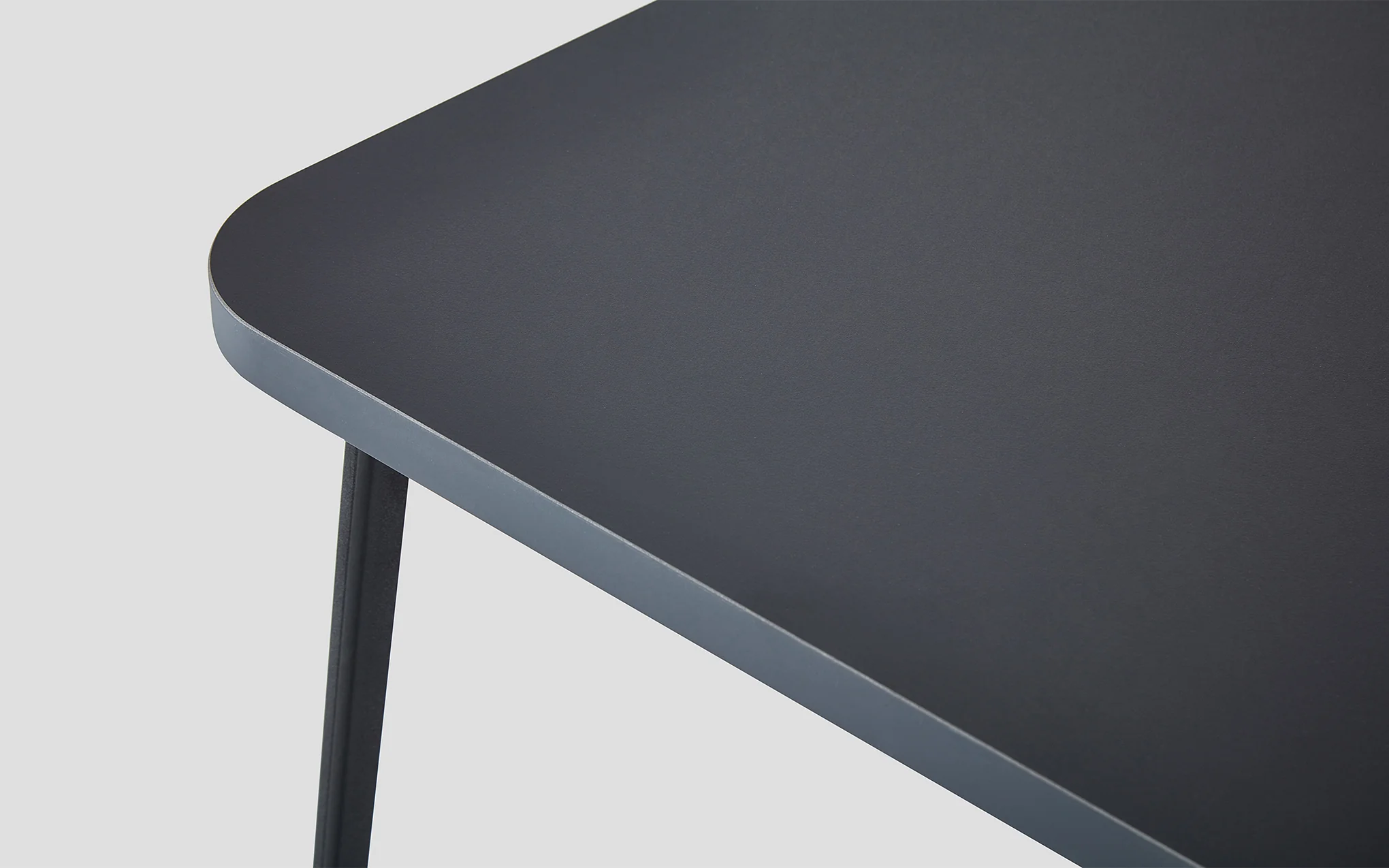 Canteen table - Image 5