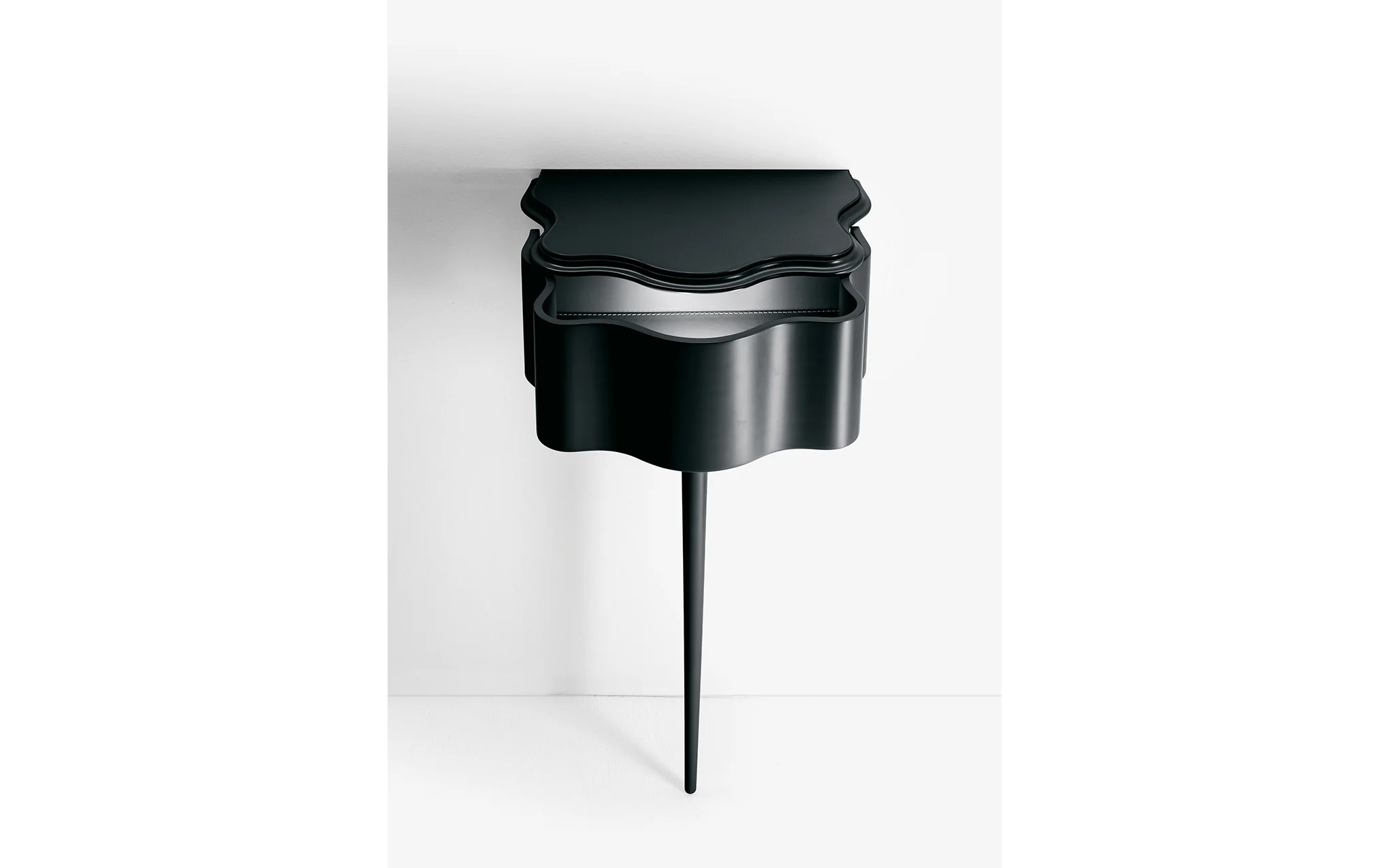 Carlino CM side table - Image 2