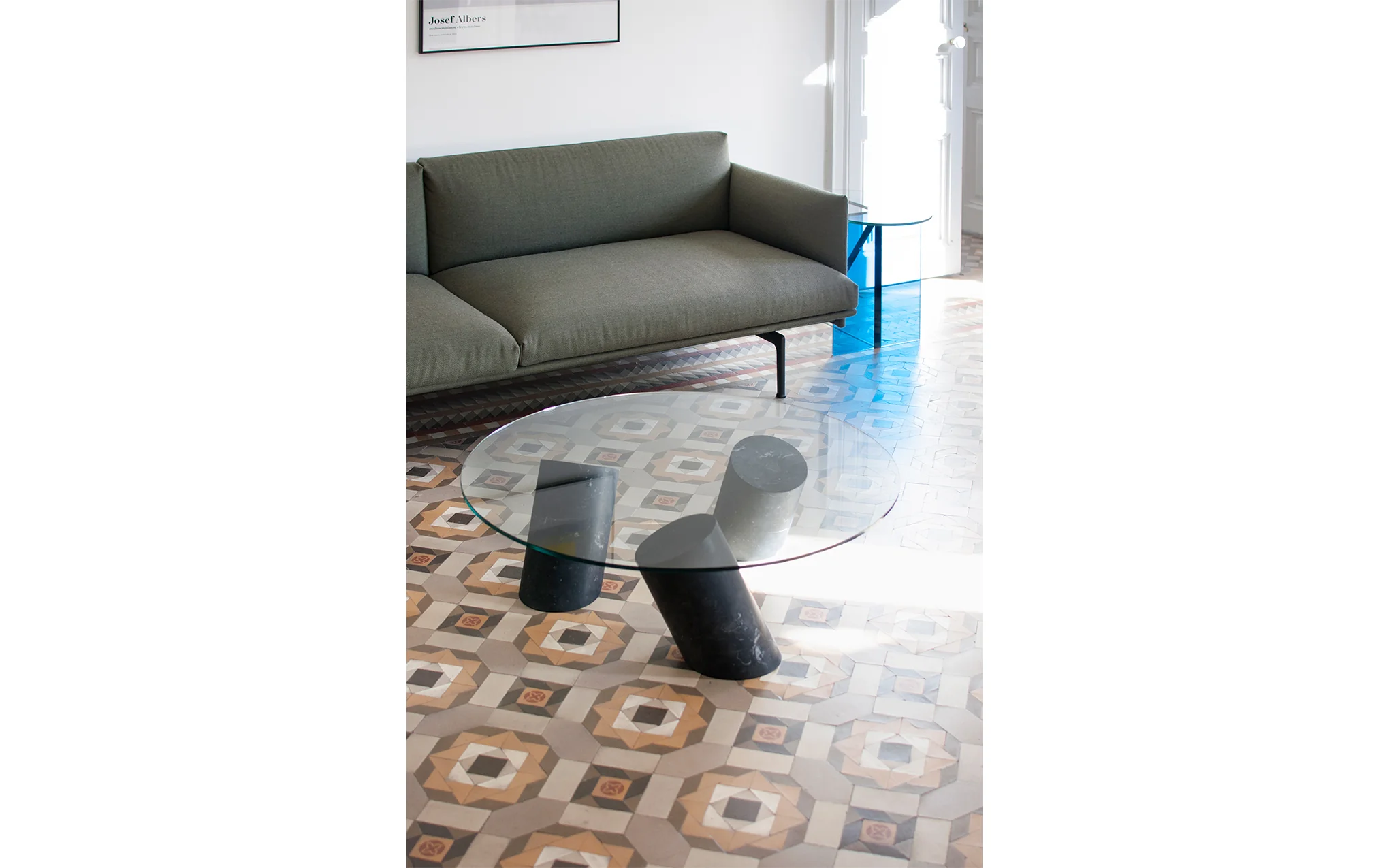 Carnac coffee table - Image 9