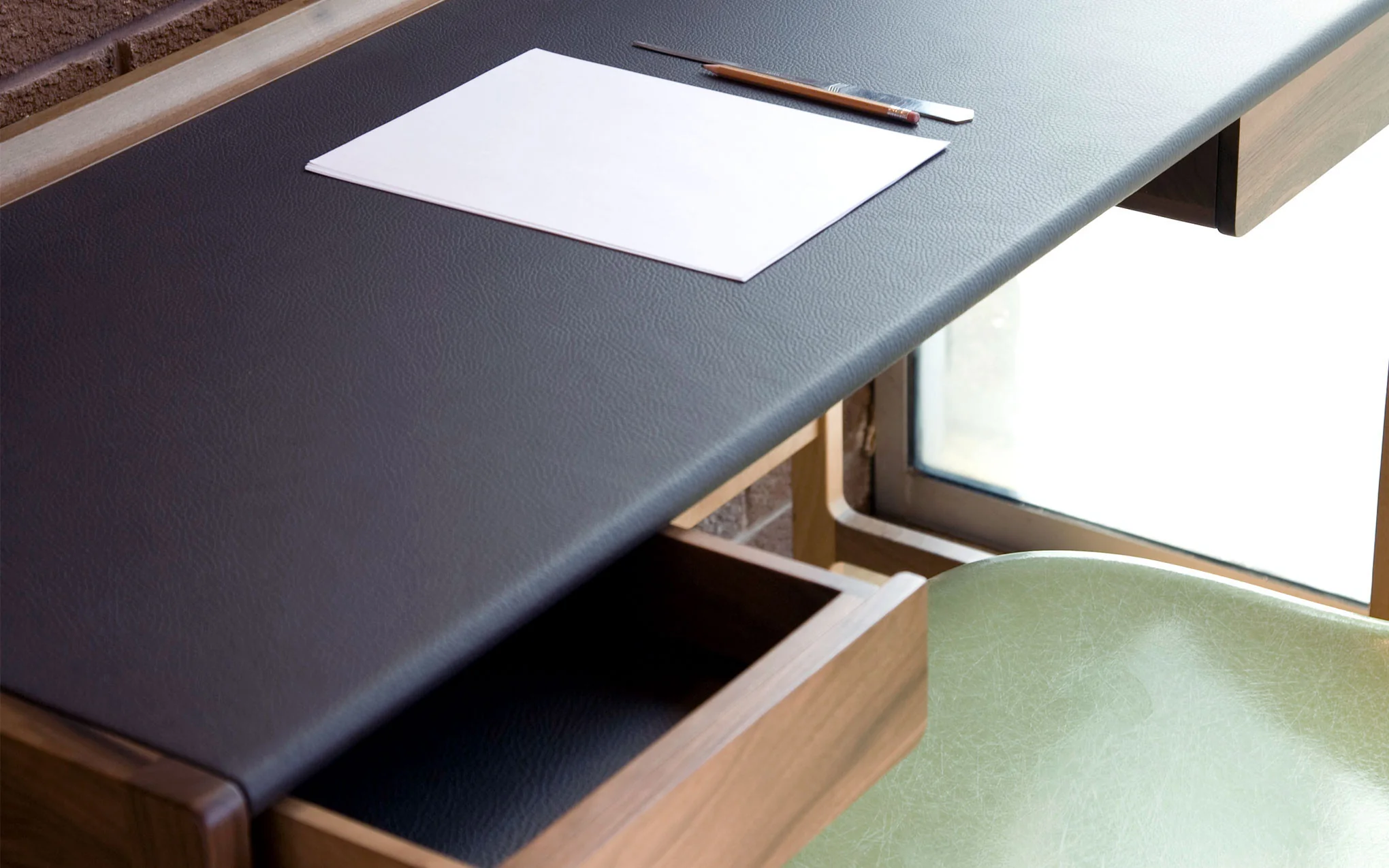 Cedric desk - Image 3