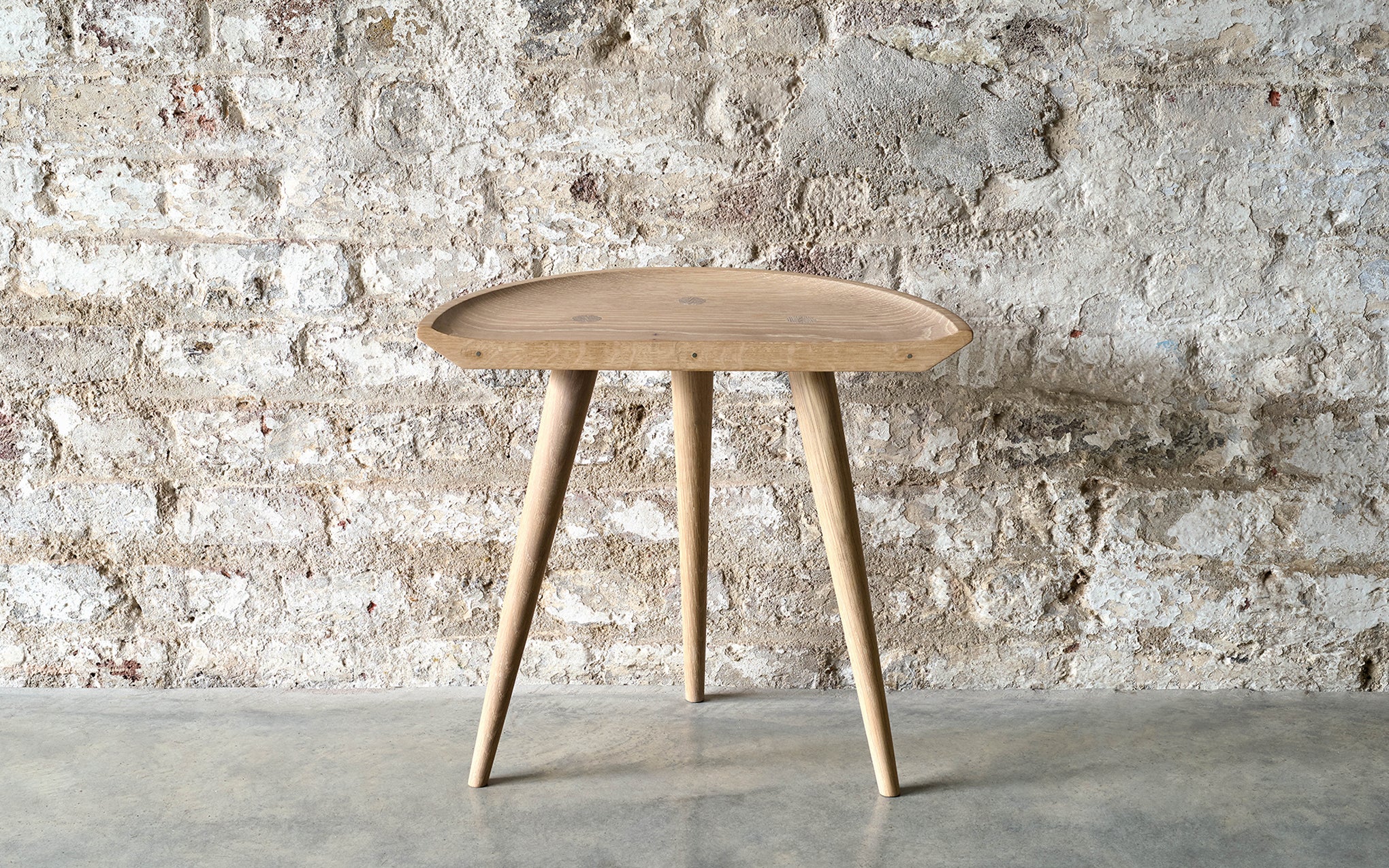 Central stool - Image 2