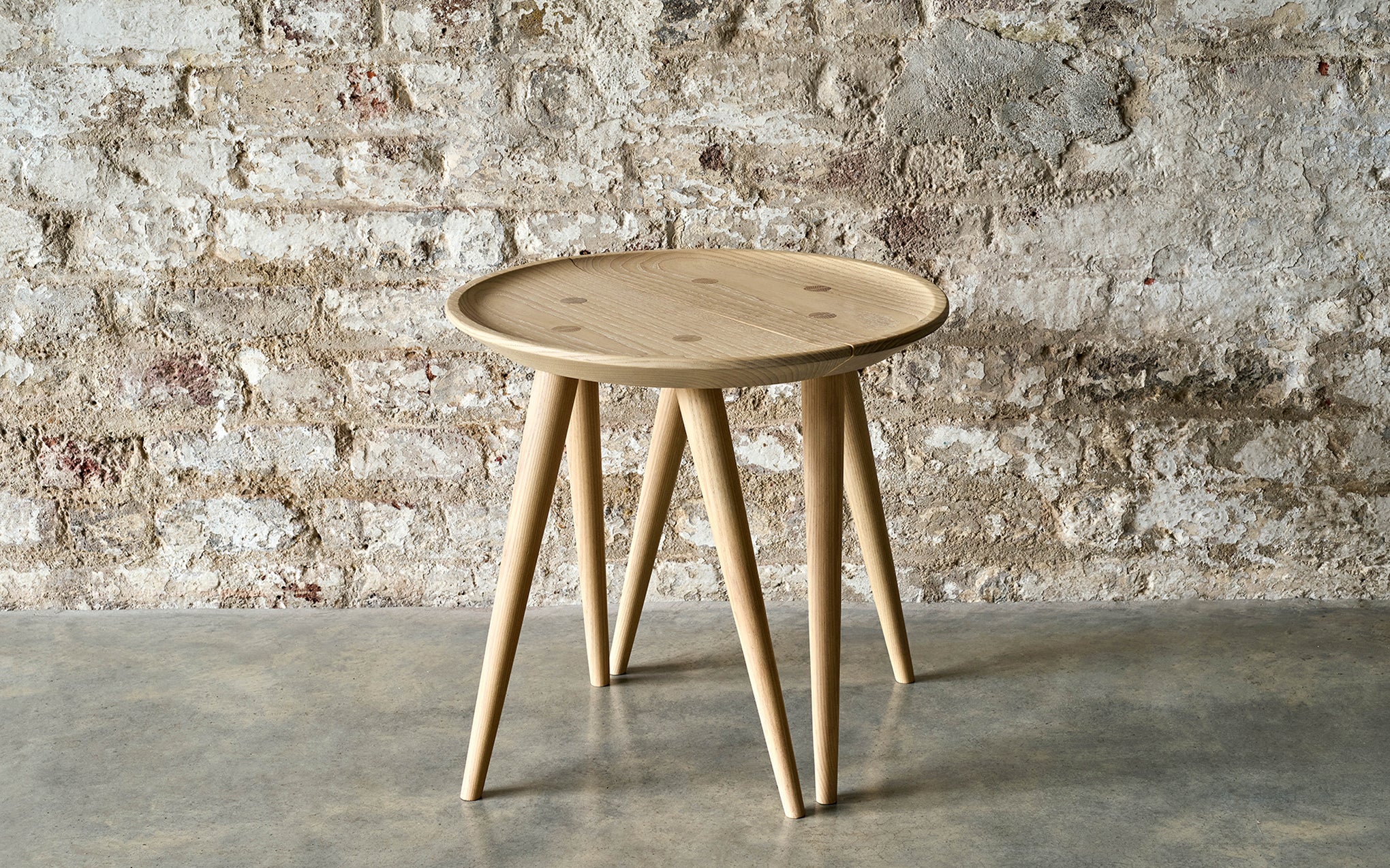 Central stool - Image 23
