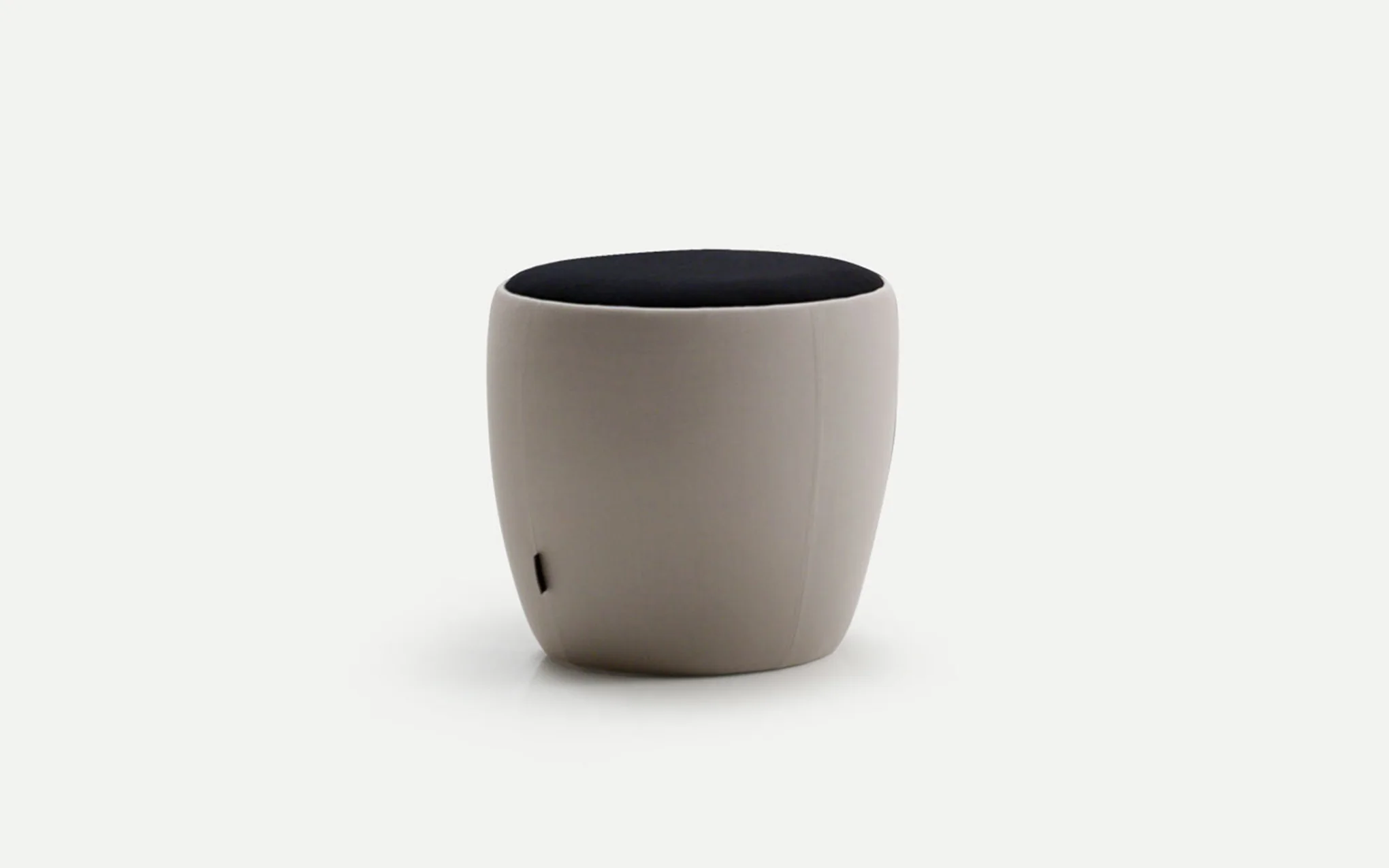 Chat stool