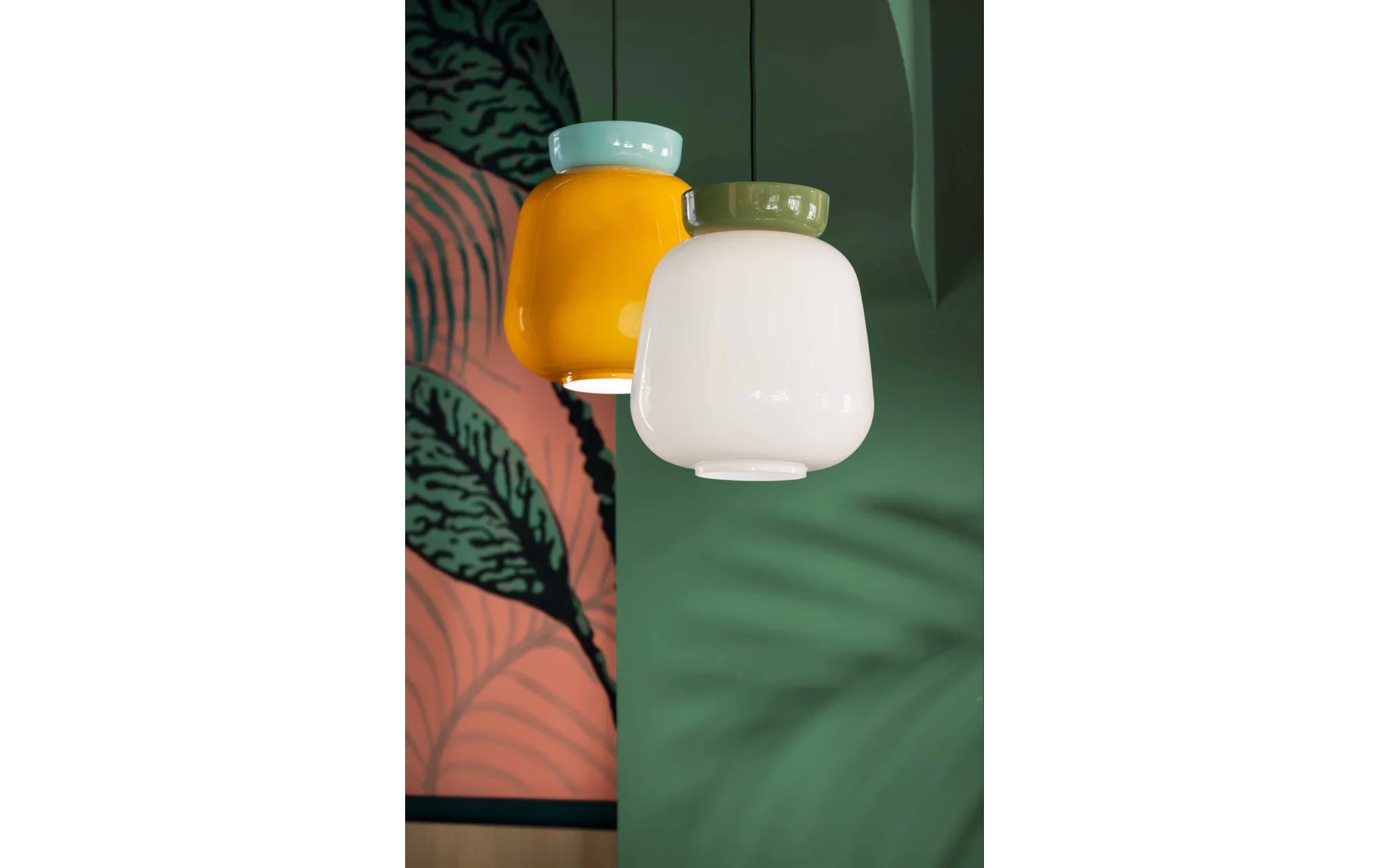 Clearance Corcovado c2742 pendant - leaf green & milk glass - Image 2