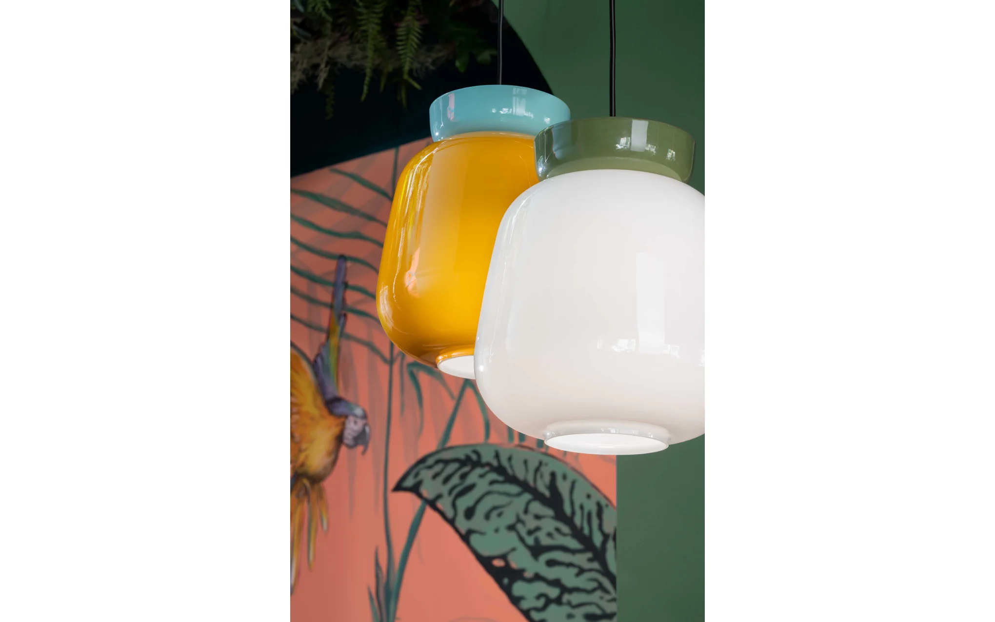 Clearance Corcovado c2742 pendant - leaf green & milk glass - Image 3