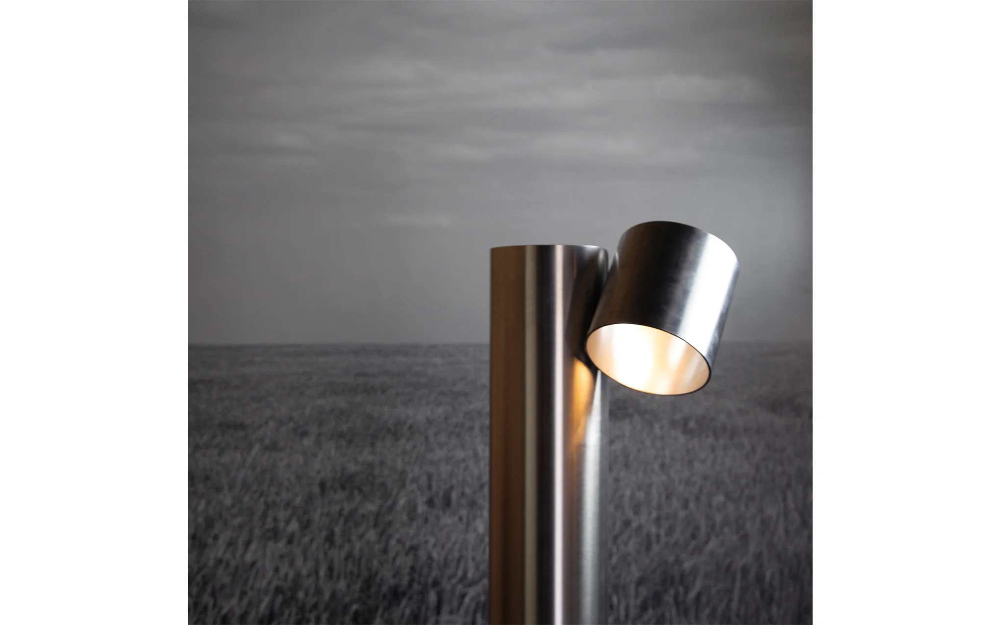 Ex-Display Drum F1 floor lamp - brushed aluminium - Image 2