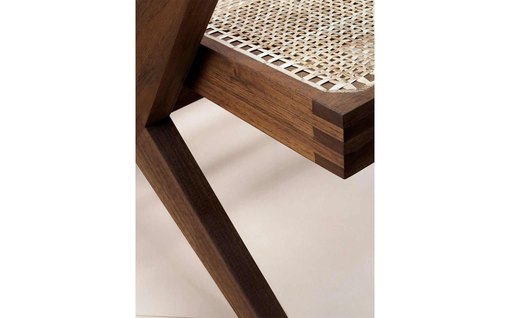 Cross easy chair - Image 6