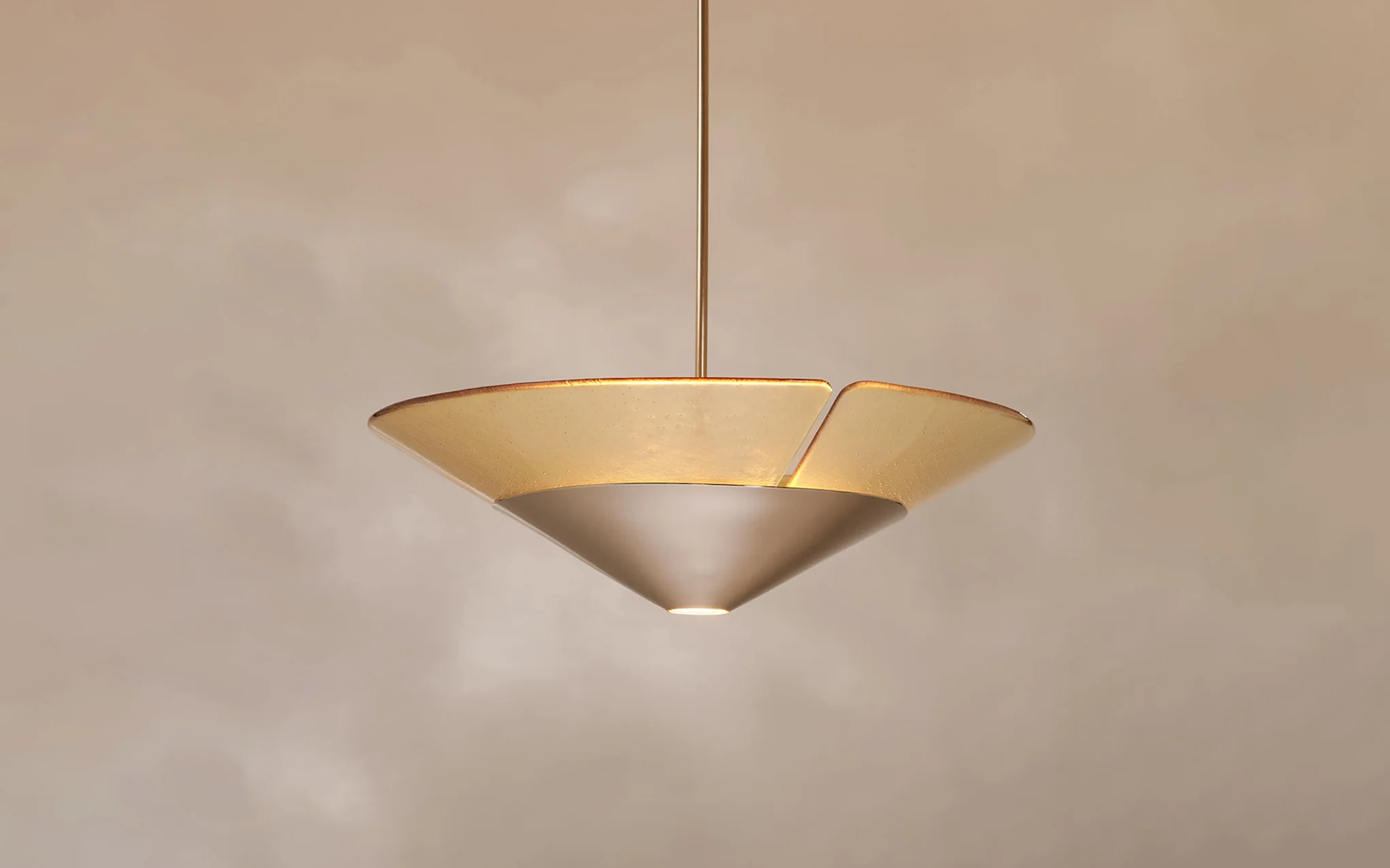 Crown 2 pendant - Image 3