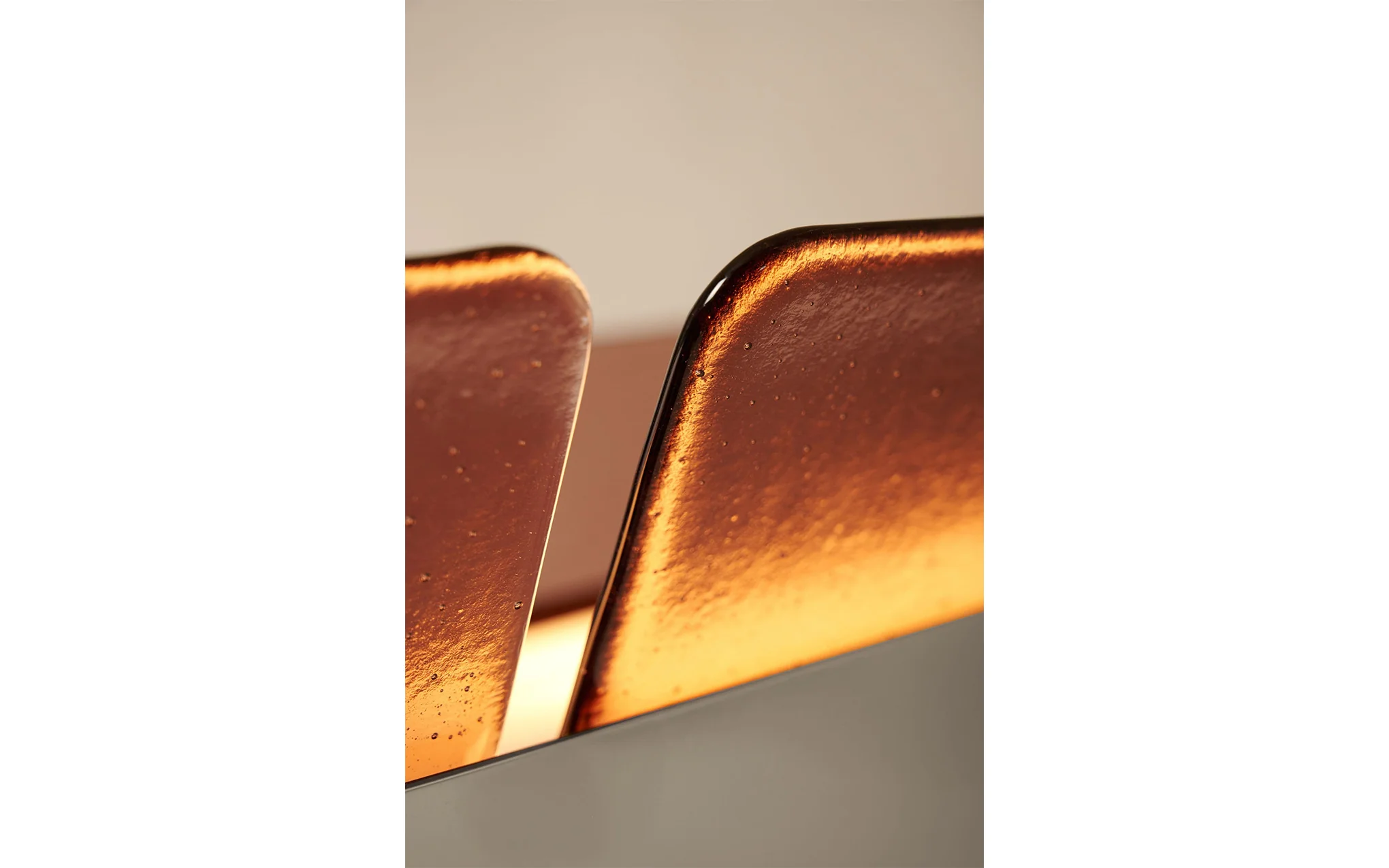 Crown 3 pendant - Image 7