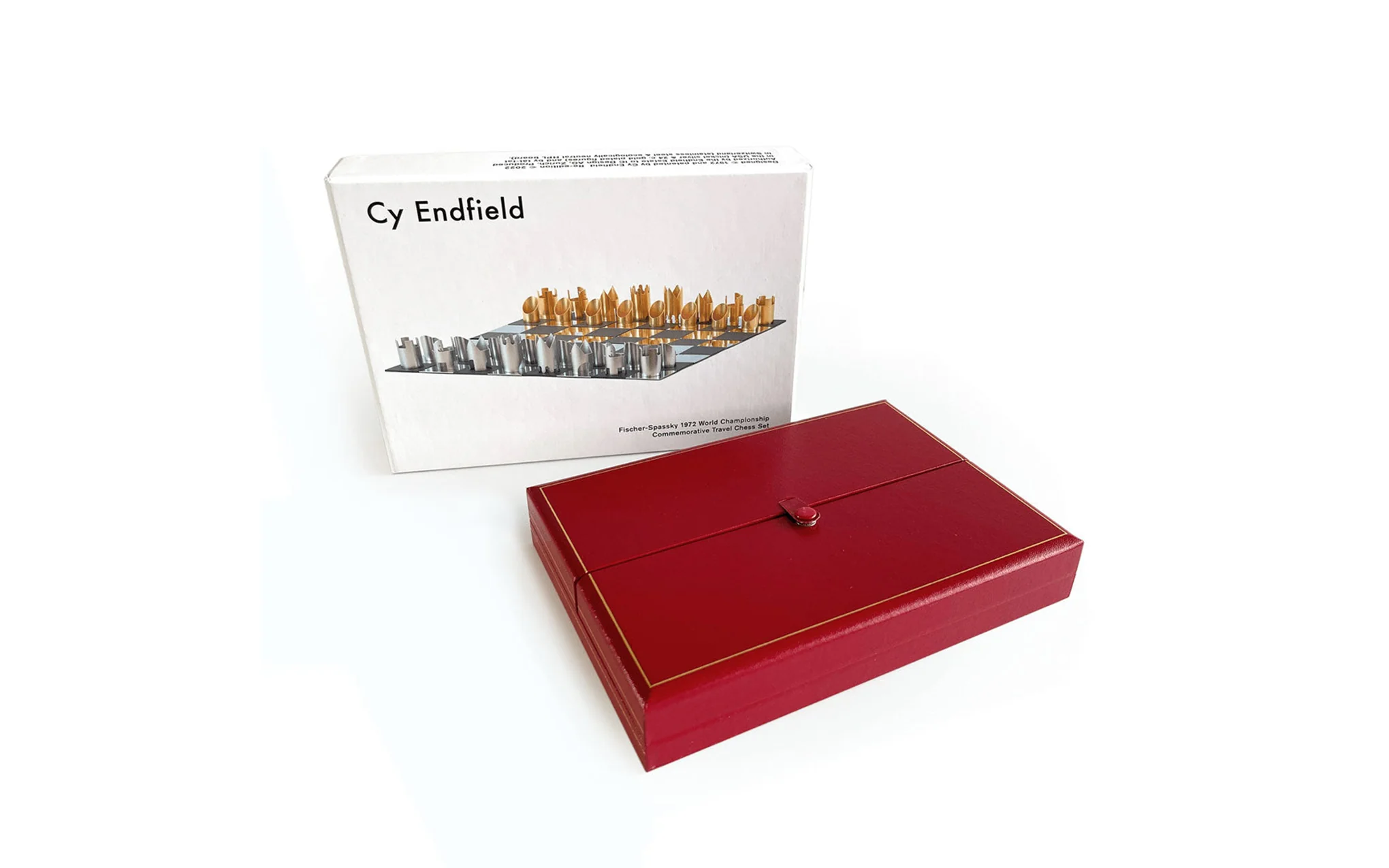 Cy Endfield travel chess set - Image 9