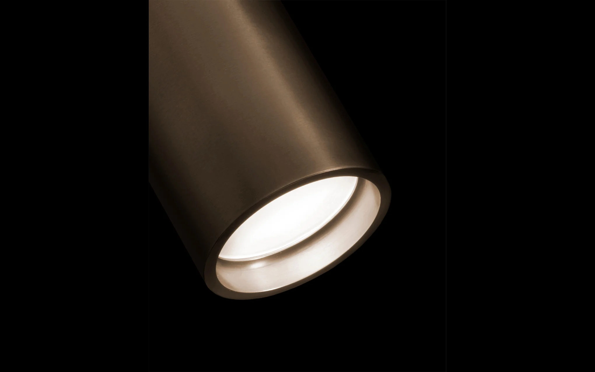 Cylinder sconce - Image 4