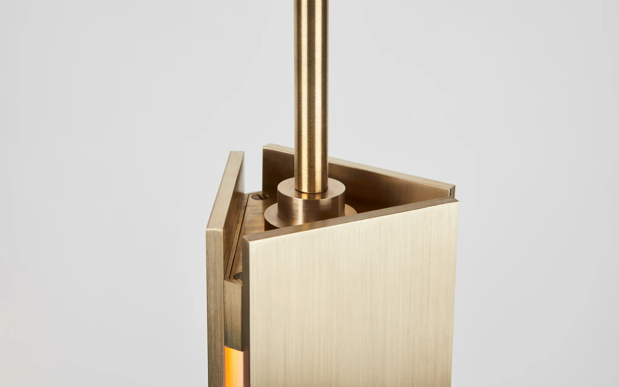 Delta pendant - Image 5