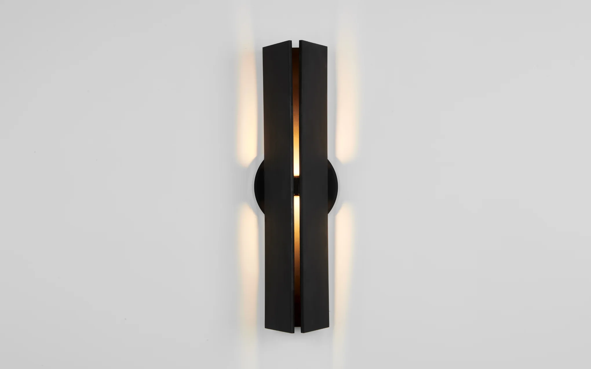 Delta sconce - Image 3
