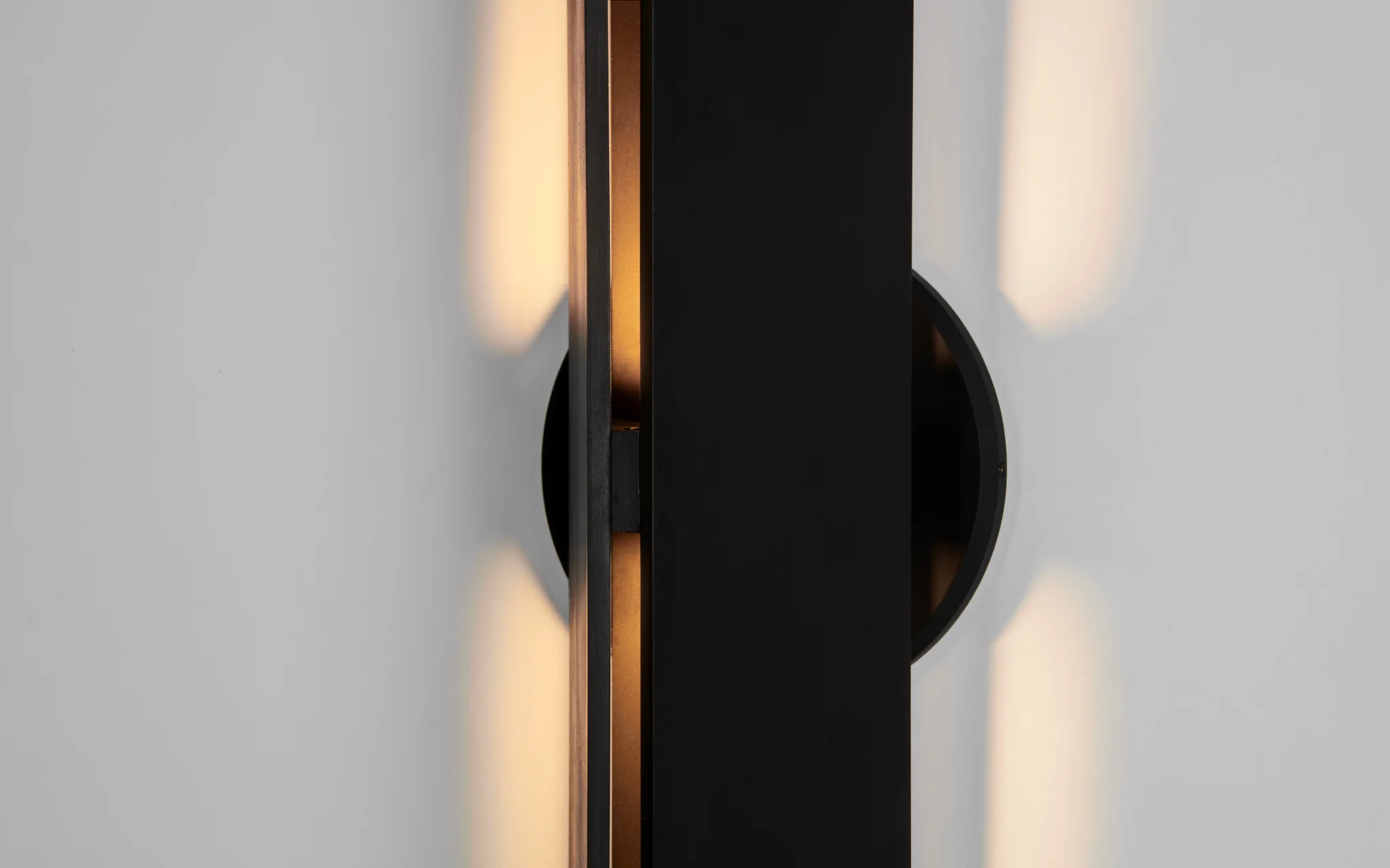 Delta sconce - Image 5