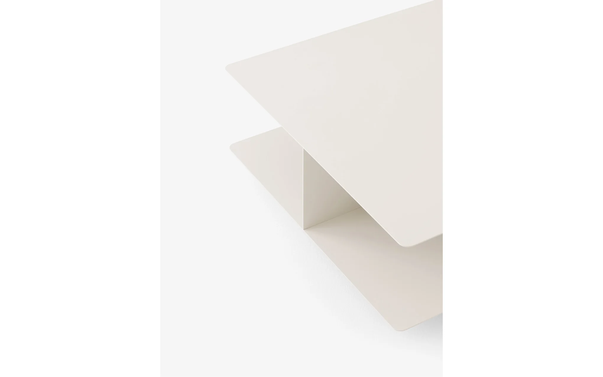Develius EV3 coffee table - Image 3