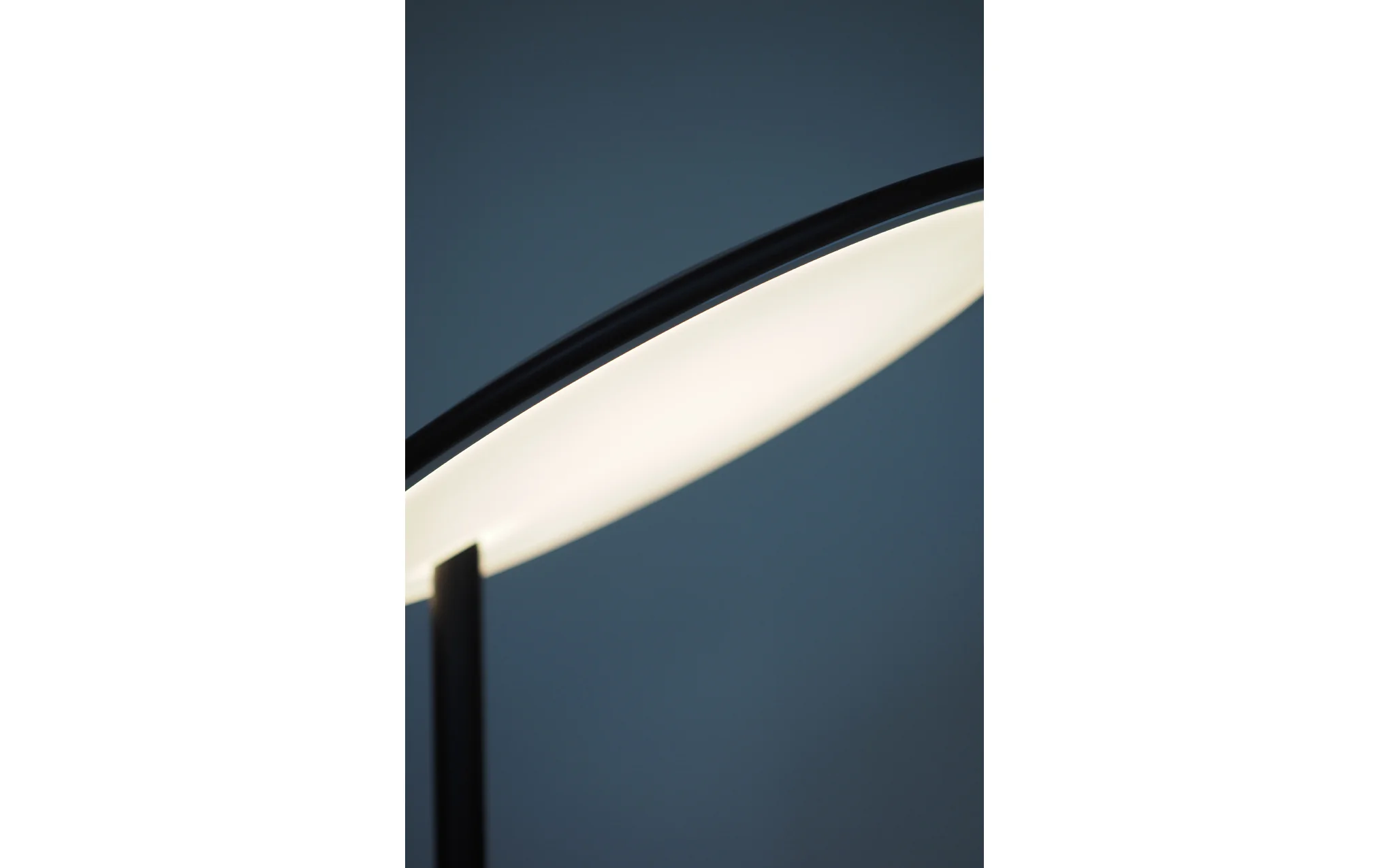Disc table light - Image 7
