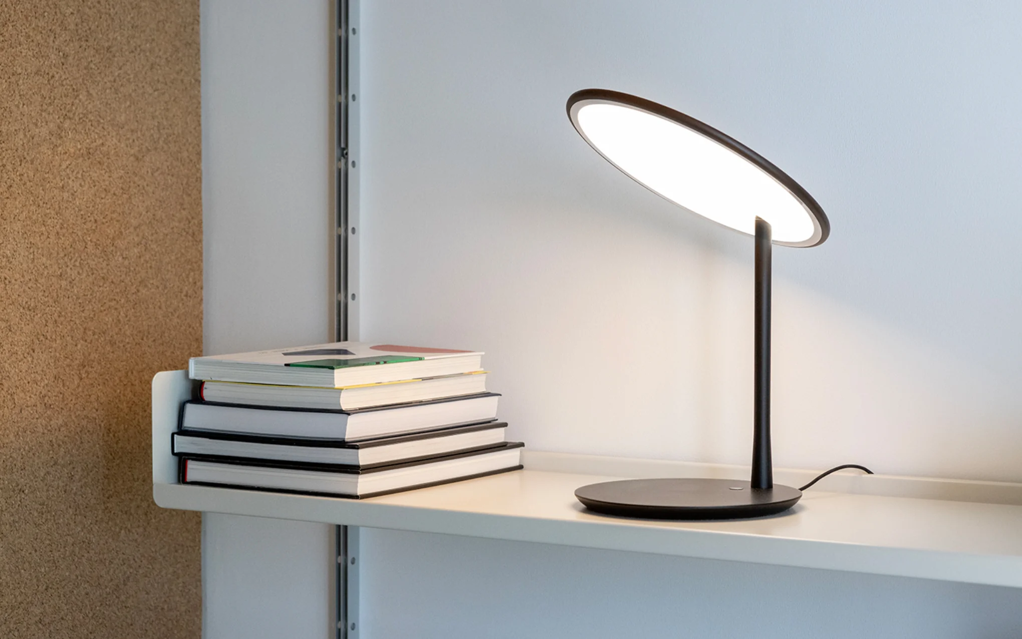 Disc table light - Image 9