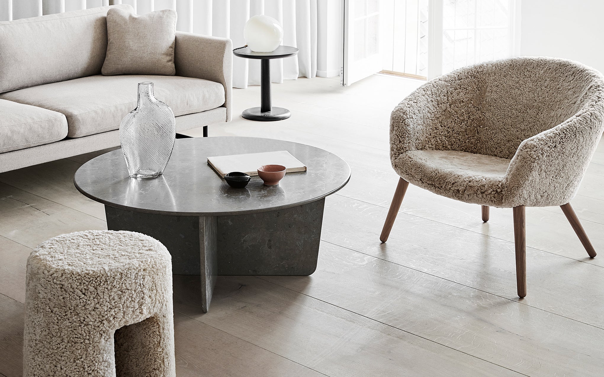 Ditzel lounge chair - sheepskin - Image 5