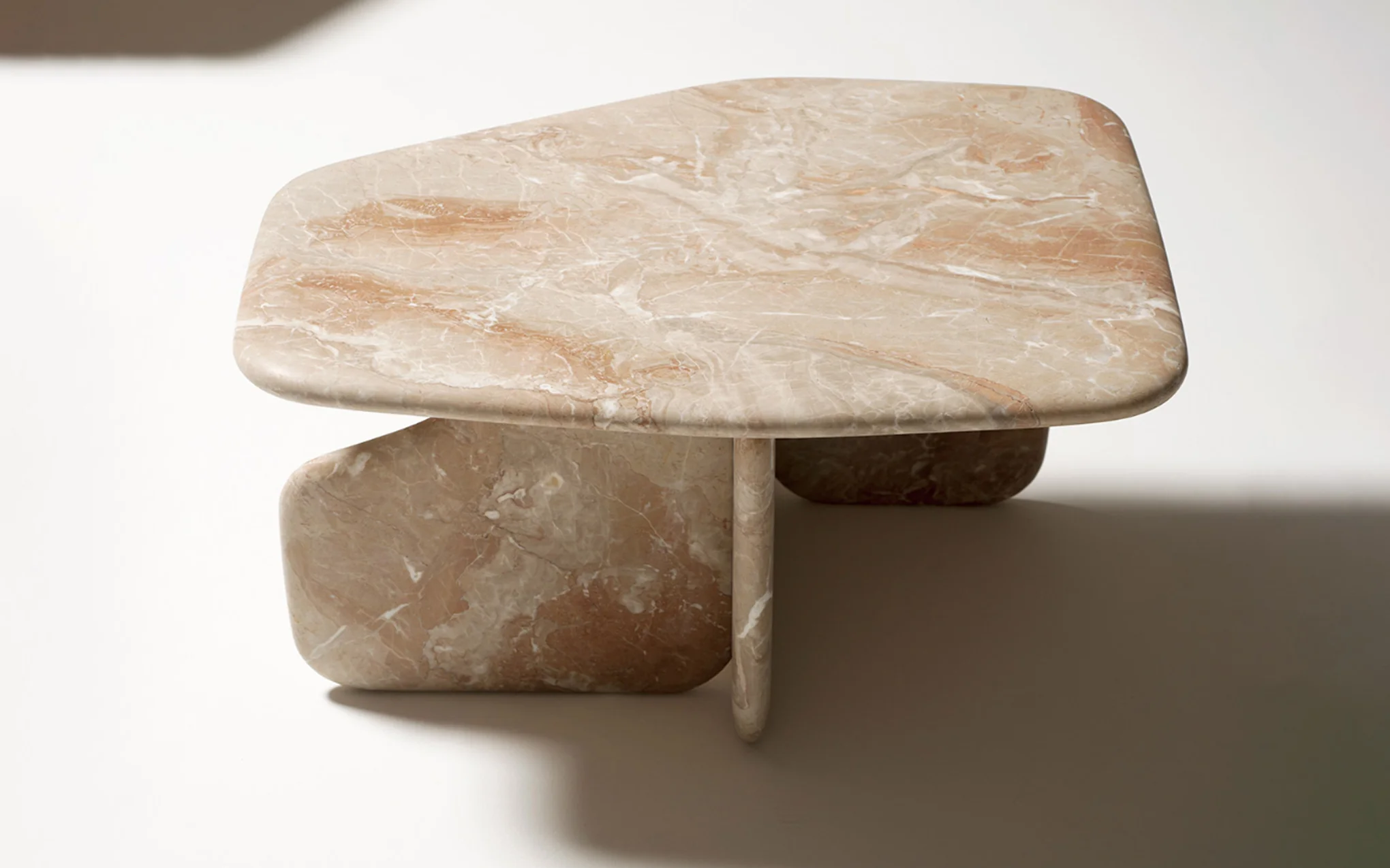 Dolmen coffee tables - Image 4