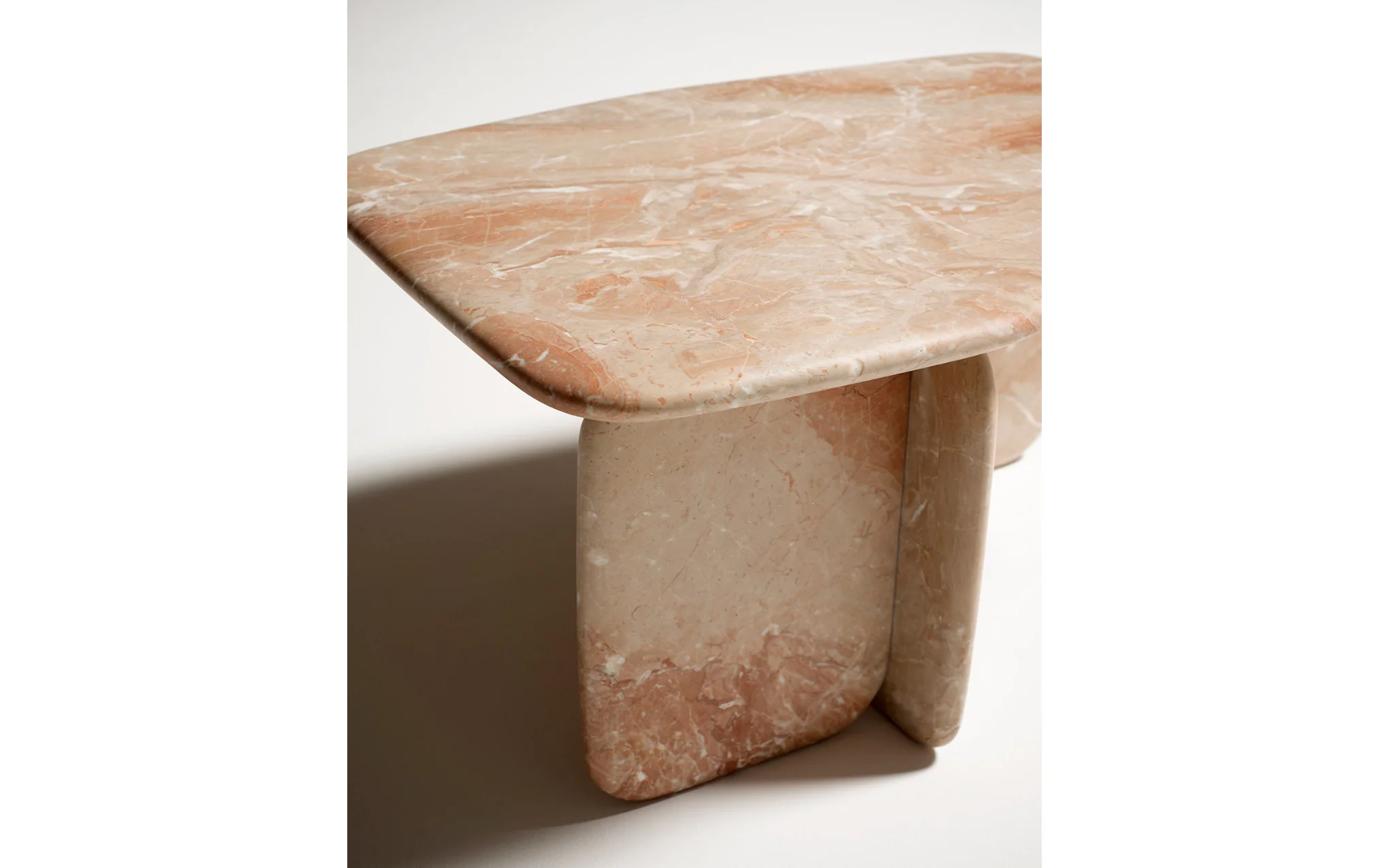 Dolmen coffee tables - Image 5