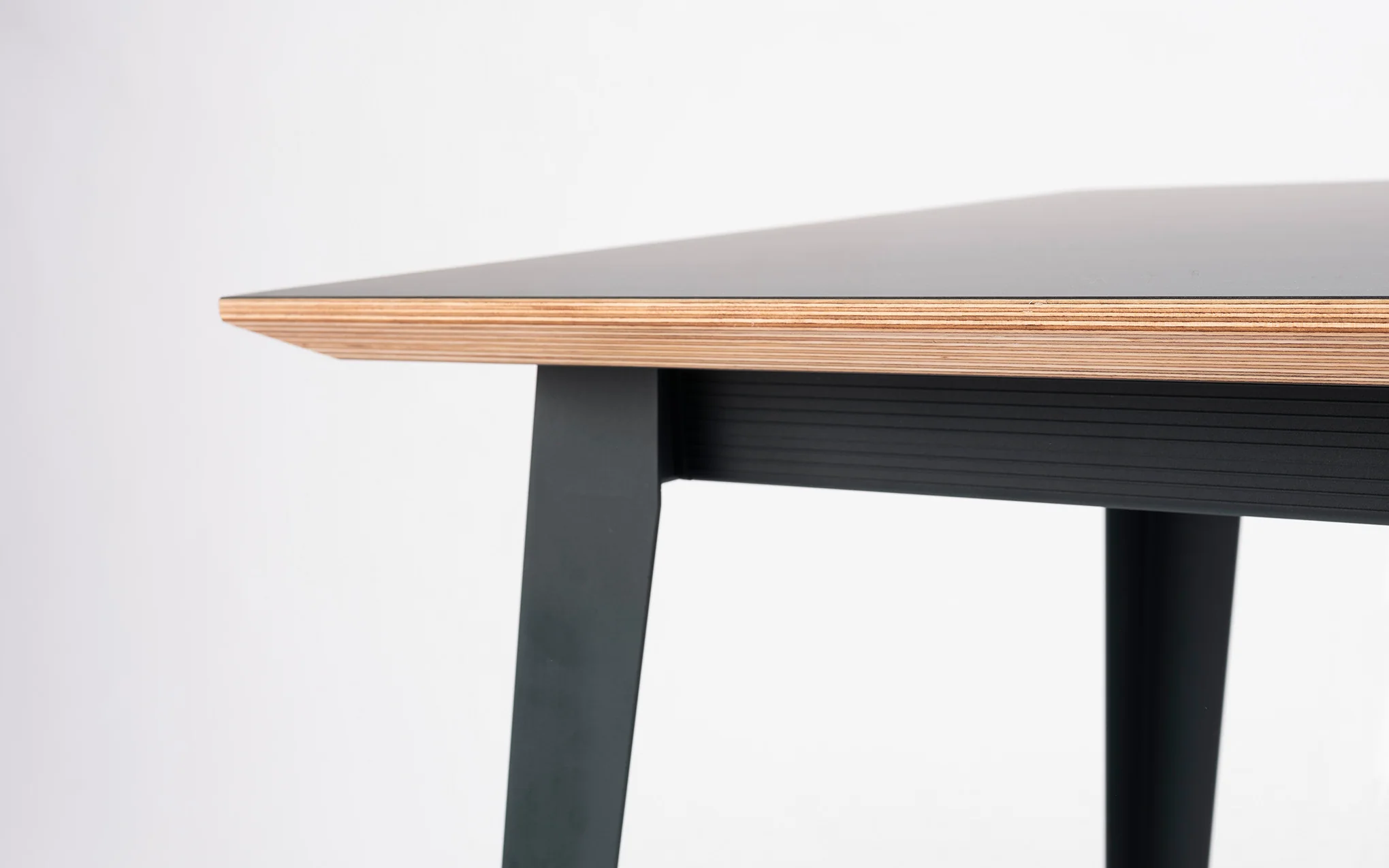 Don high table - Image 2