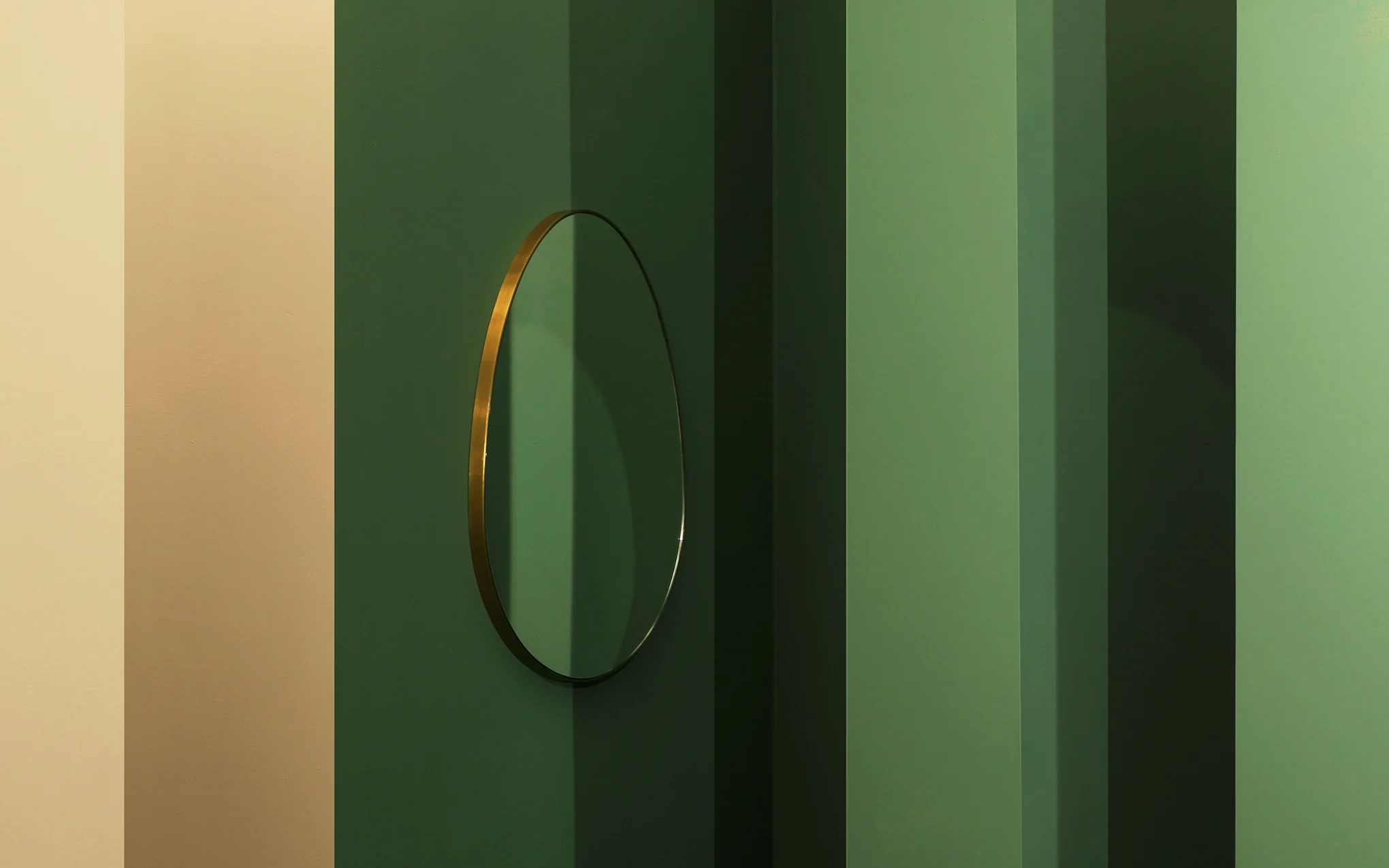 Egg mirror - Image 21