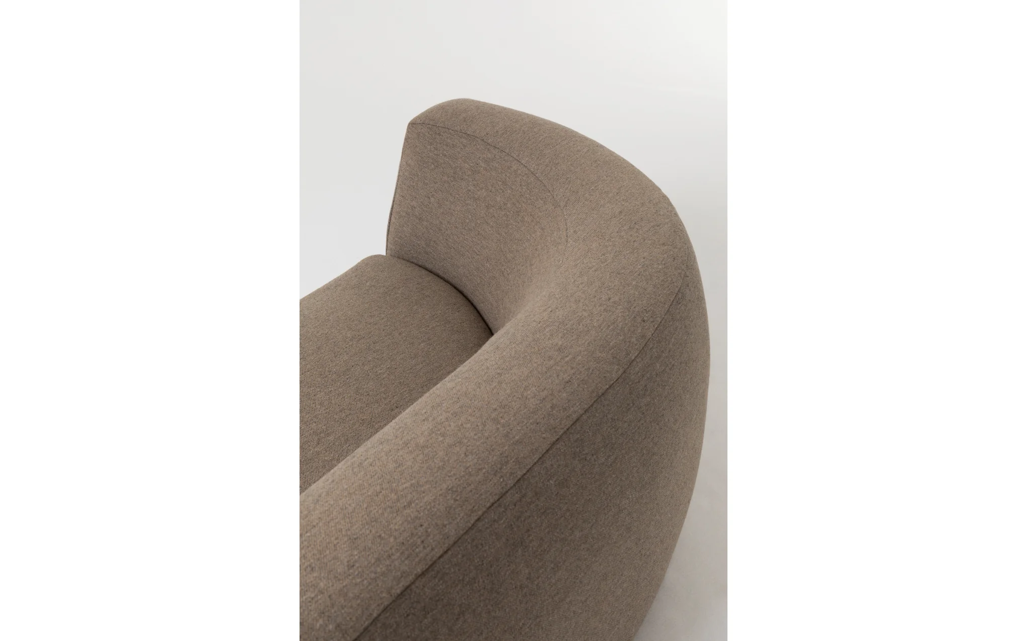 Element three seat sofa - Image 5